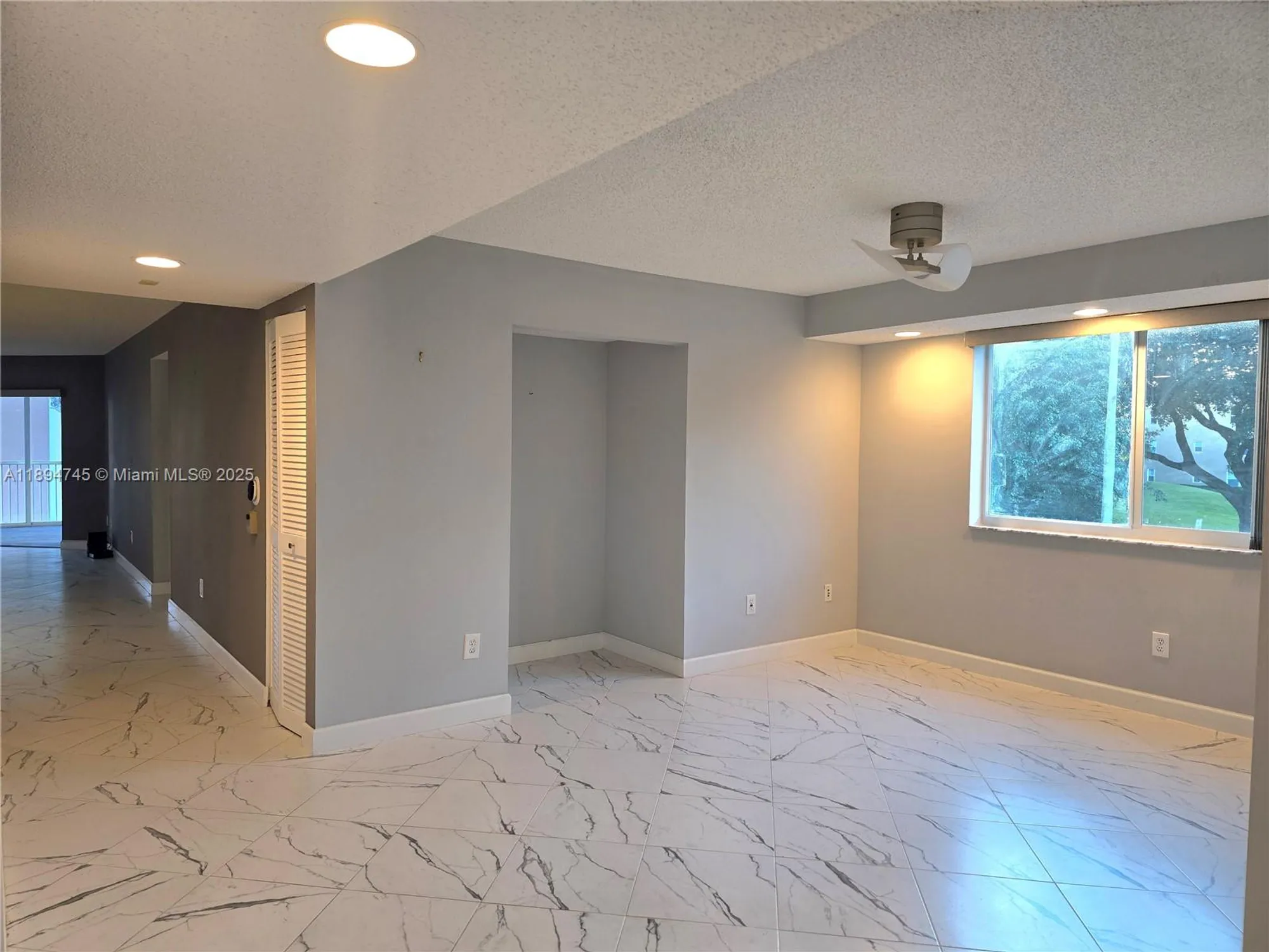 Property Slideshow image 10 of 30 | 7440 granville dr 213, Tamarac, FL, 33321