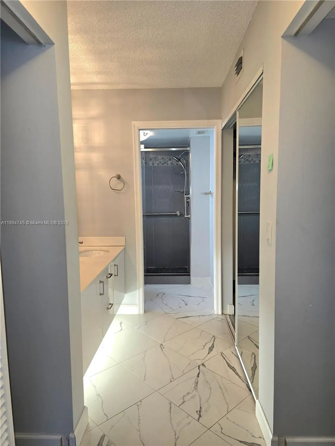 Property Slideshow image 13 of 30 | 7440 granville dr 213, Tamarac, FL, 33321