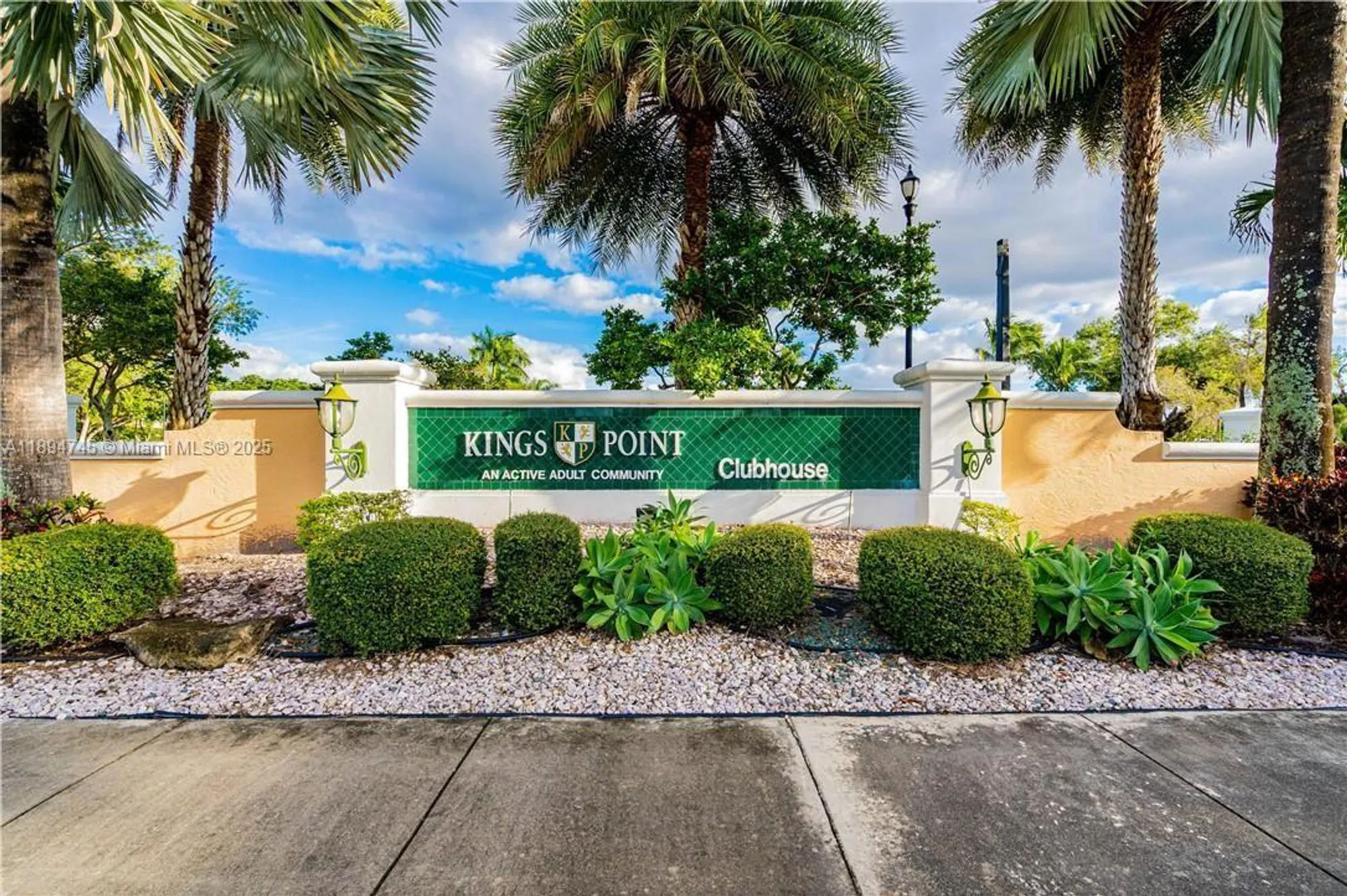 Property Slideshow image 24 of 30 | 7440 granville dr 213, Tamarac, FL, 33321