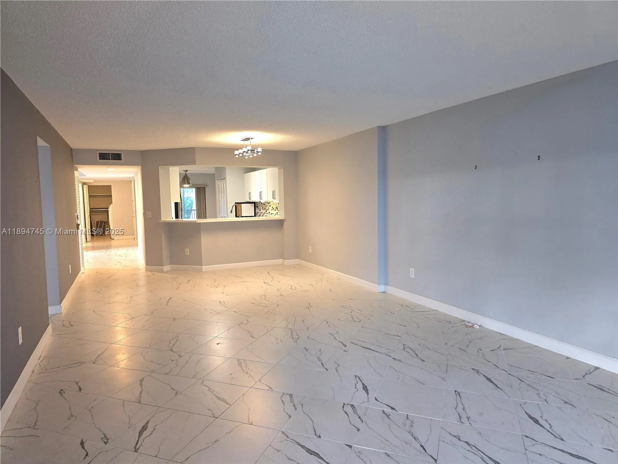 Property Slideshow image 4 of 30 | 7440 granville dr 213, Tamarac, FL, 33321