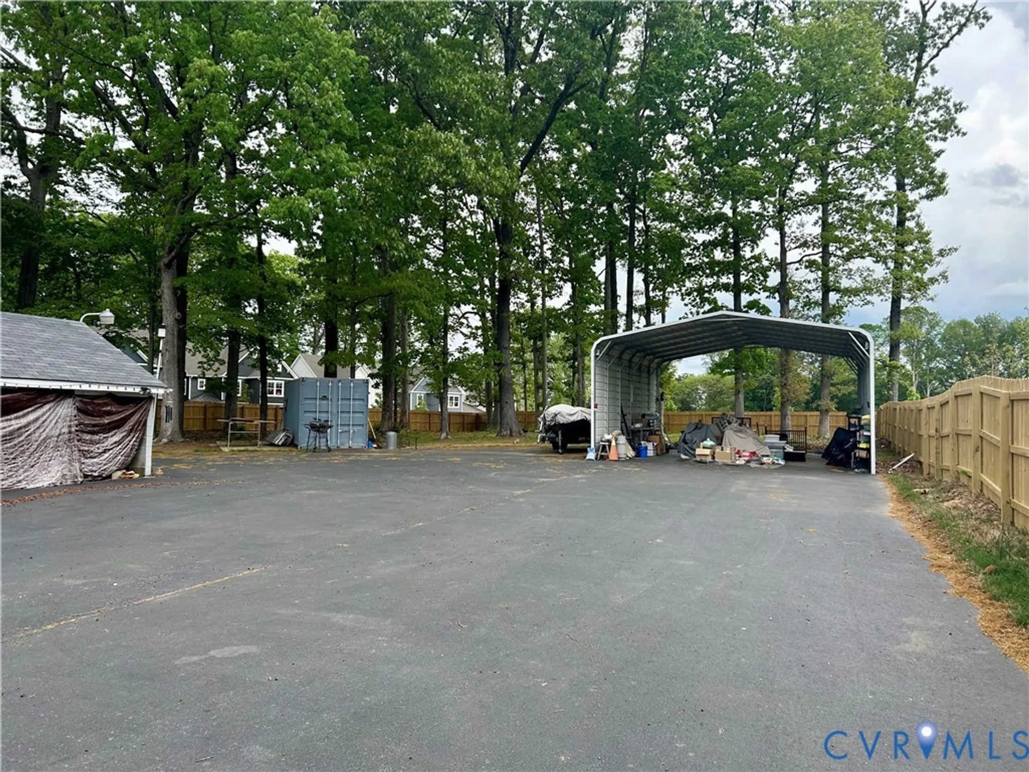 Property Slideshow image 5 of 5 | 8054 shady grove rd, Mechanicsville, VA, 23111