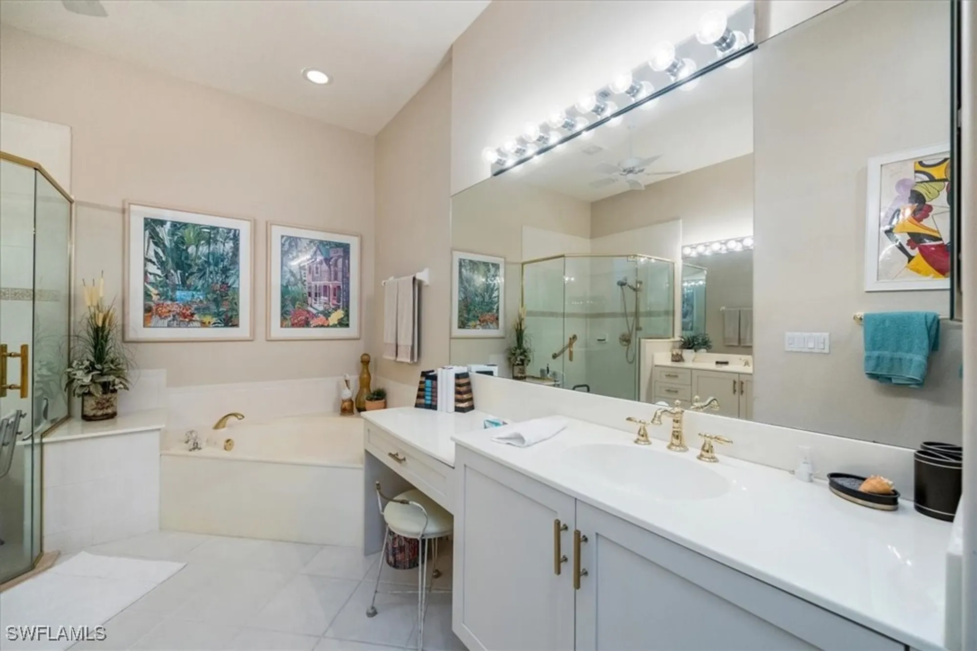 Property Slideshow image 19 of 24 | 913 vistana cir # 7, Naples, FL, 34119