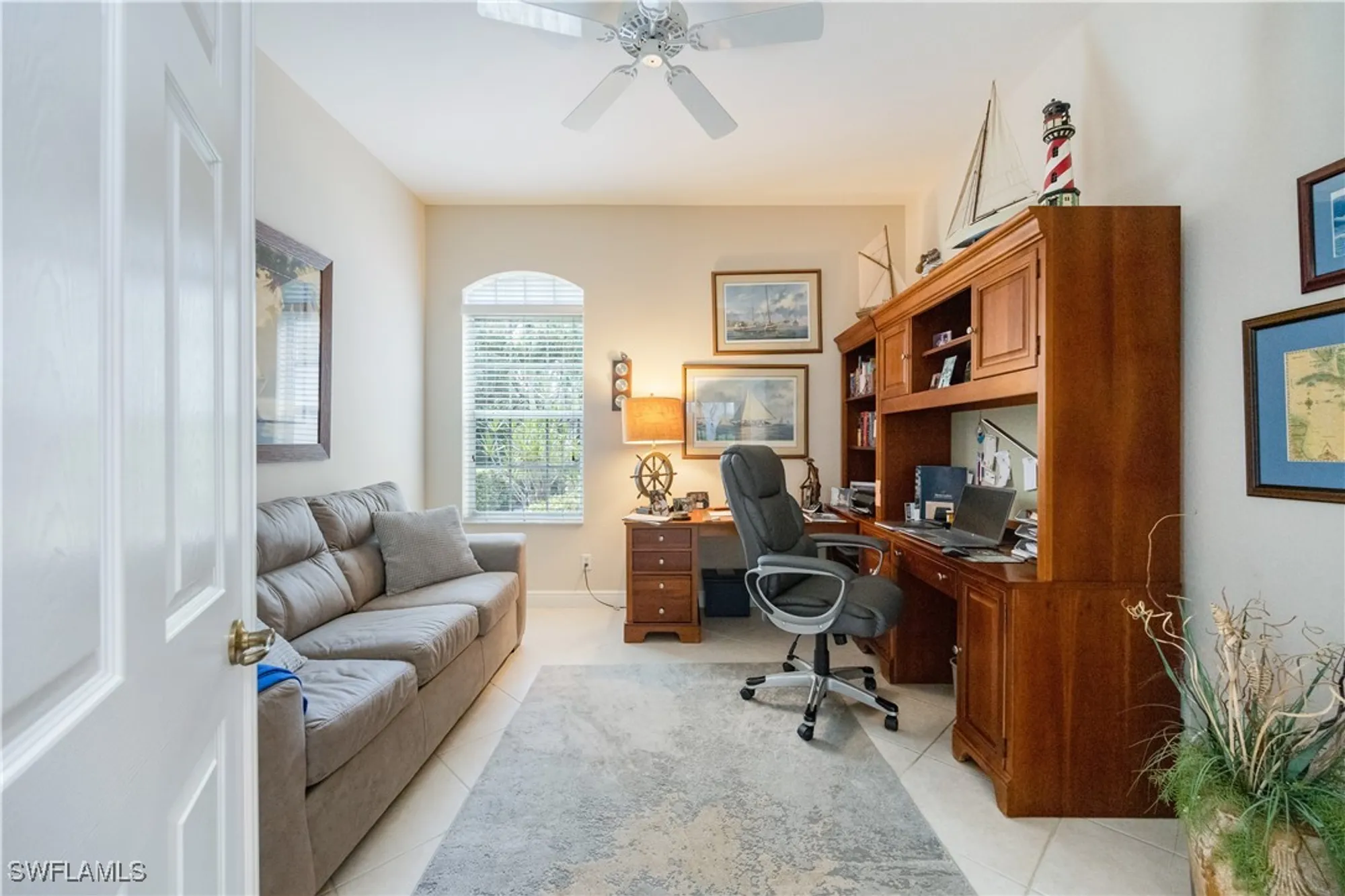 Property Slideshow image 11 of 24 | 913 vistana cir # 7, Naples, FL, 34119