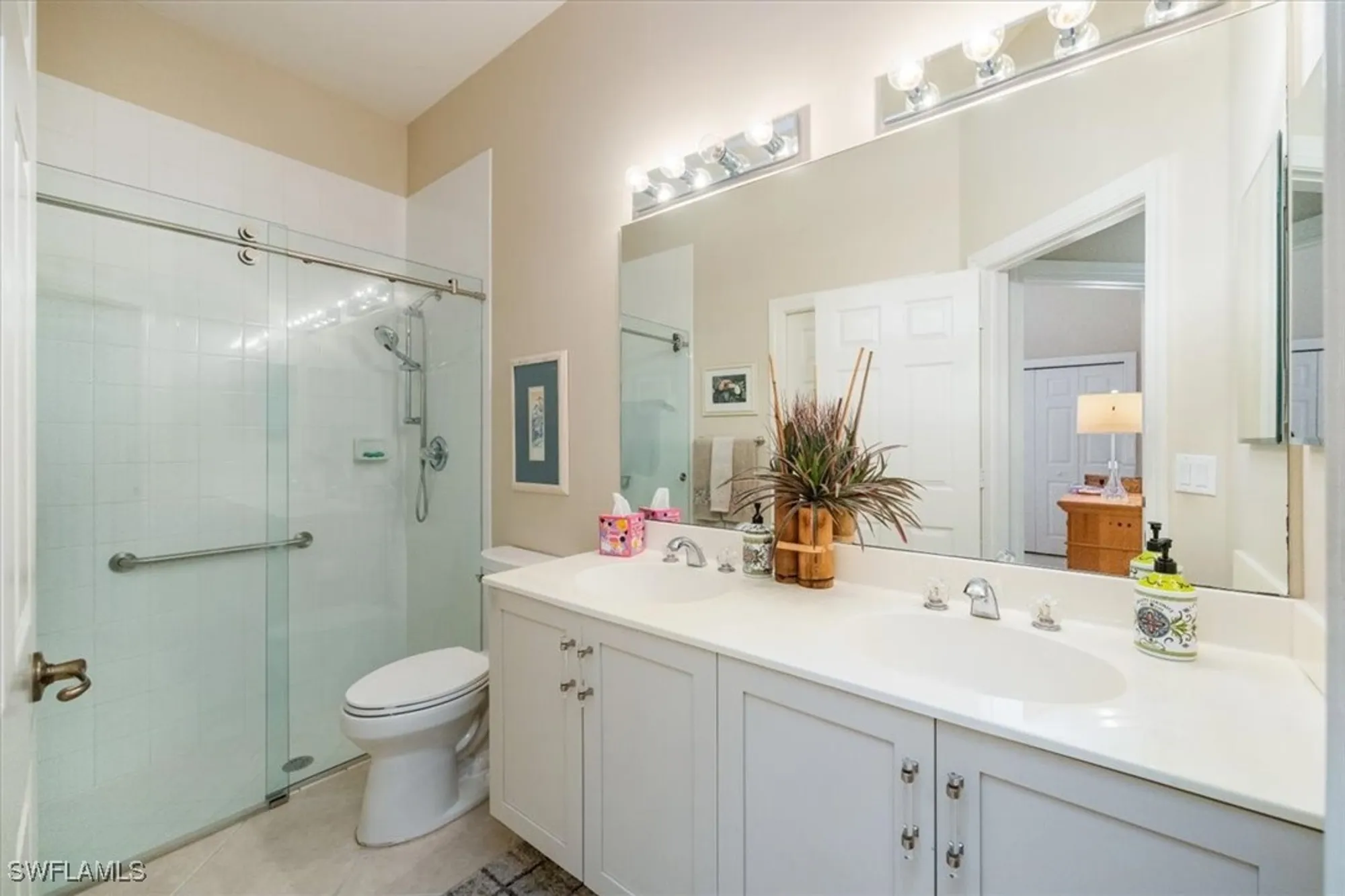 Property Slideshow image 22 of 24 | 913 vistana cir # 7, Naples, FL, 34119