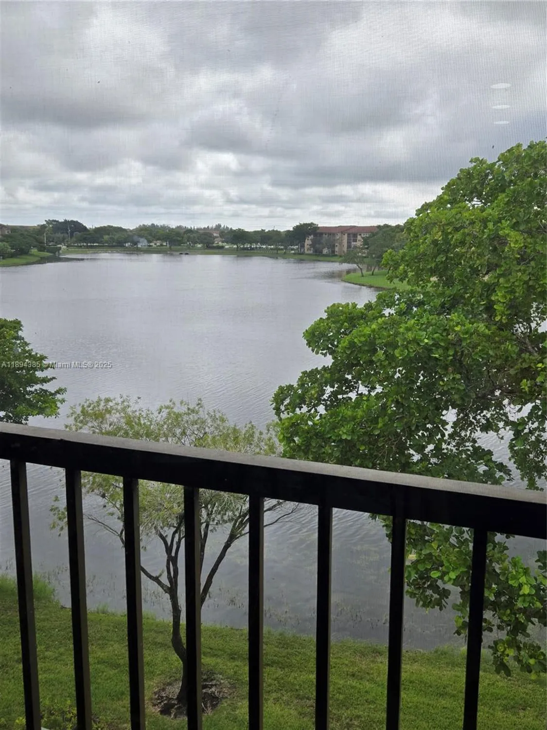 Property Slideshow image 14 of 25 | 1001 sw 141st ave 412k, Pembroke Pines, FL, 33027