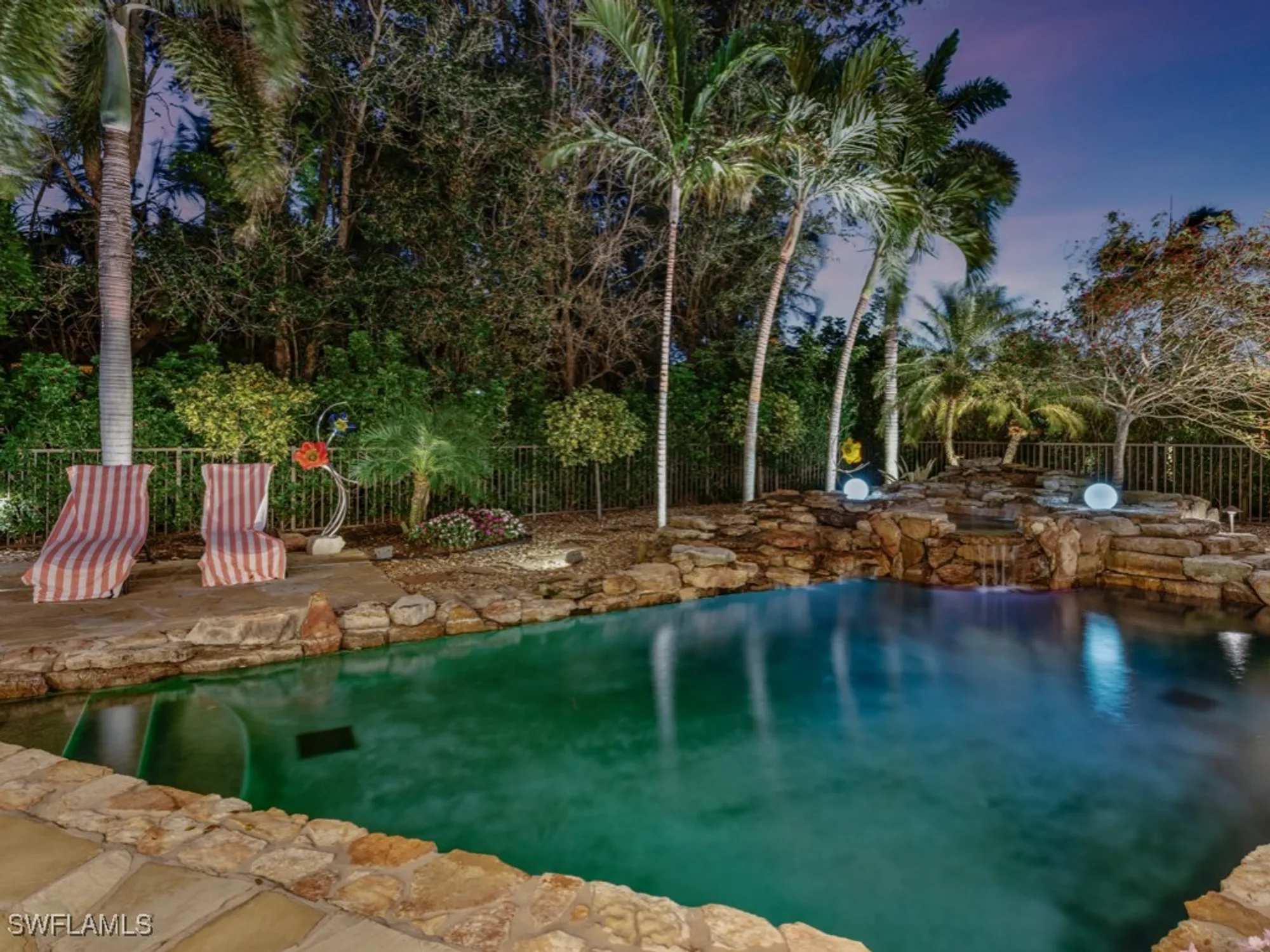 Property Slideshow image 14 of 50 | 762 lynnmore ln, Naples, FL, 34108