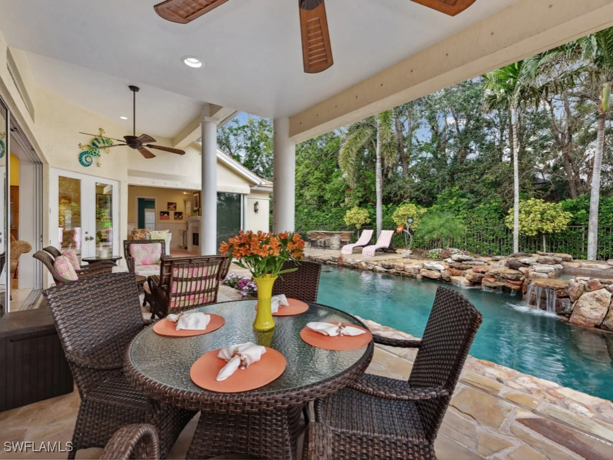 Property Slideshow image 15 of 50 | 762 lynnmore ln, Naples, FL, 34108