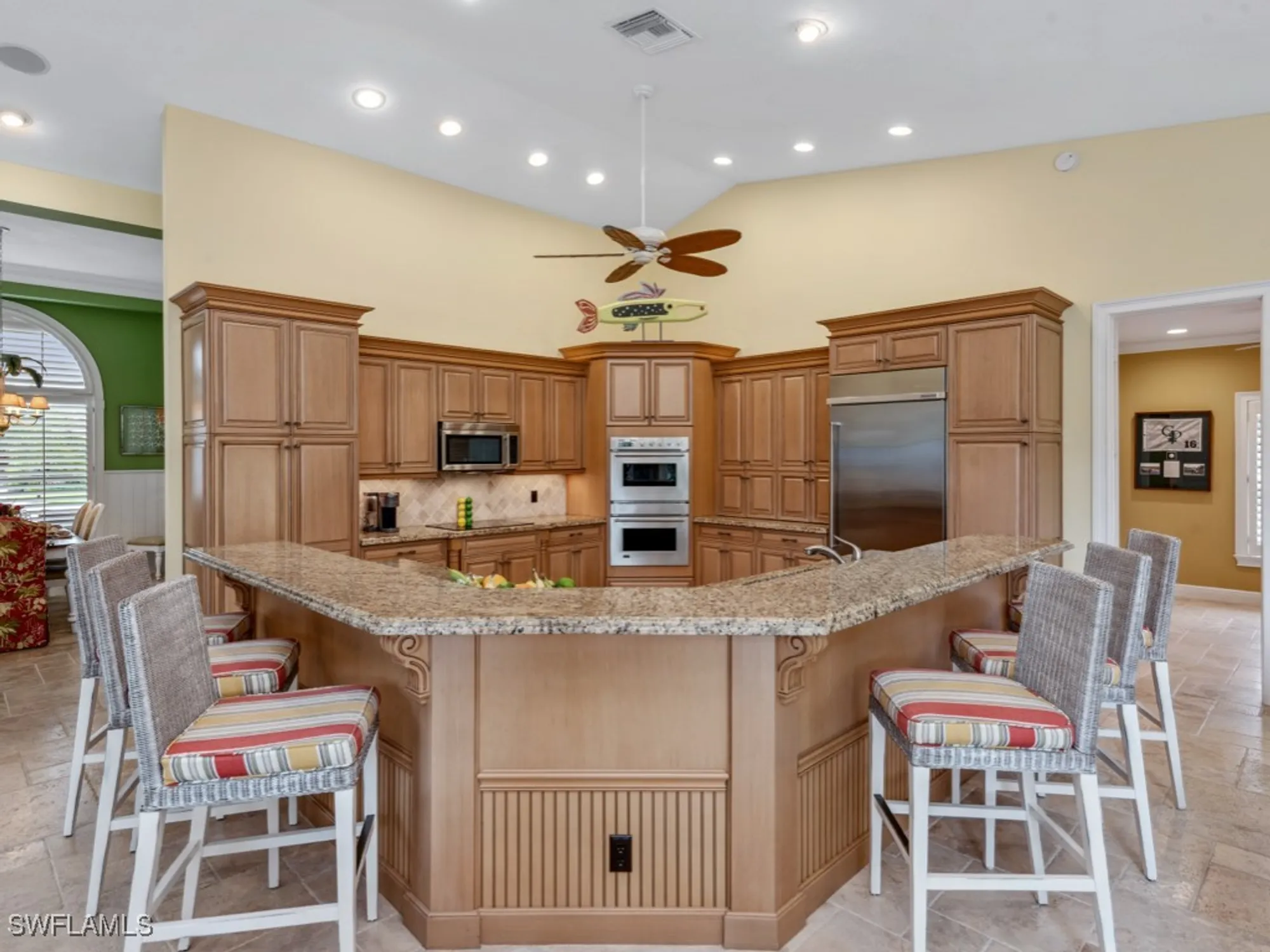 Property Slideshow image 28 of 50 | 762 lynnmore ln, Naples, FL, 34108