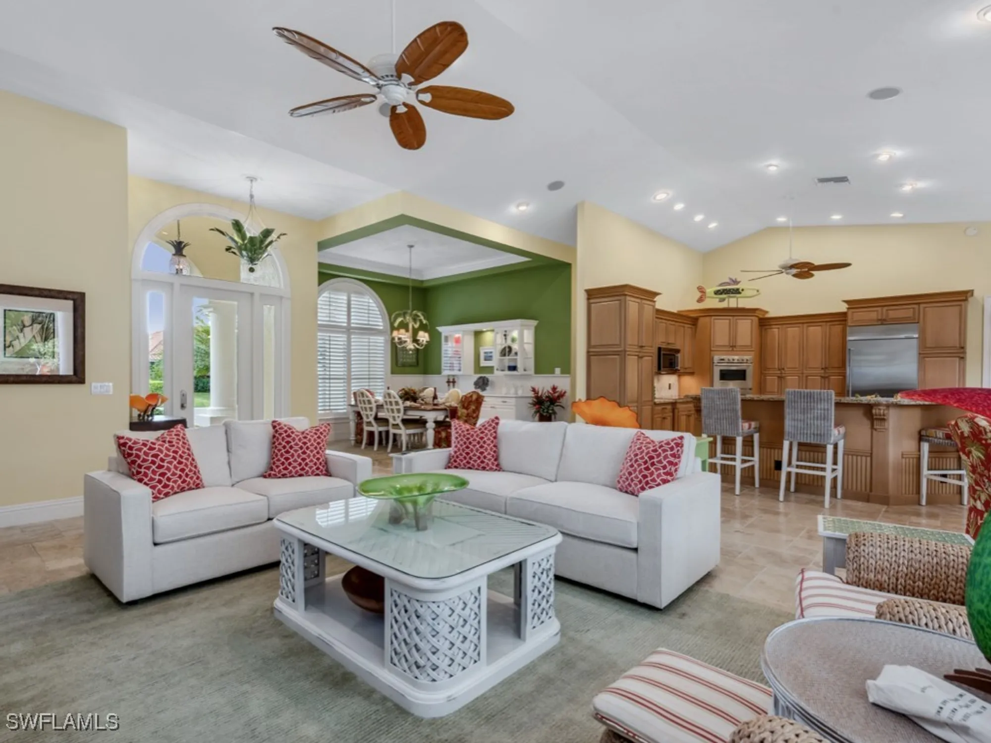 Property Slideshow image 30 of 50 | 762 lynnmore ln, Naples, FL, 34108