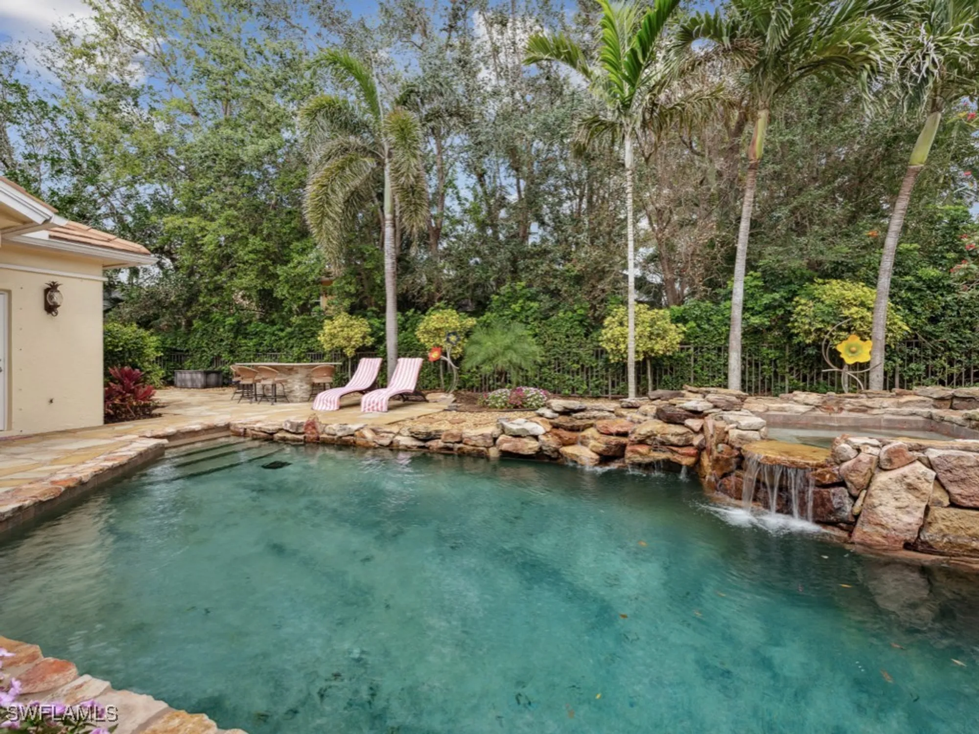 Property Slideshow image 45 of 50 | 762 lynnmore ln, Naples, FL, 34108
