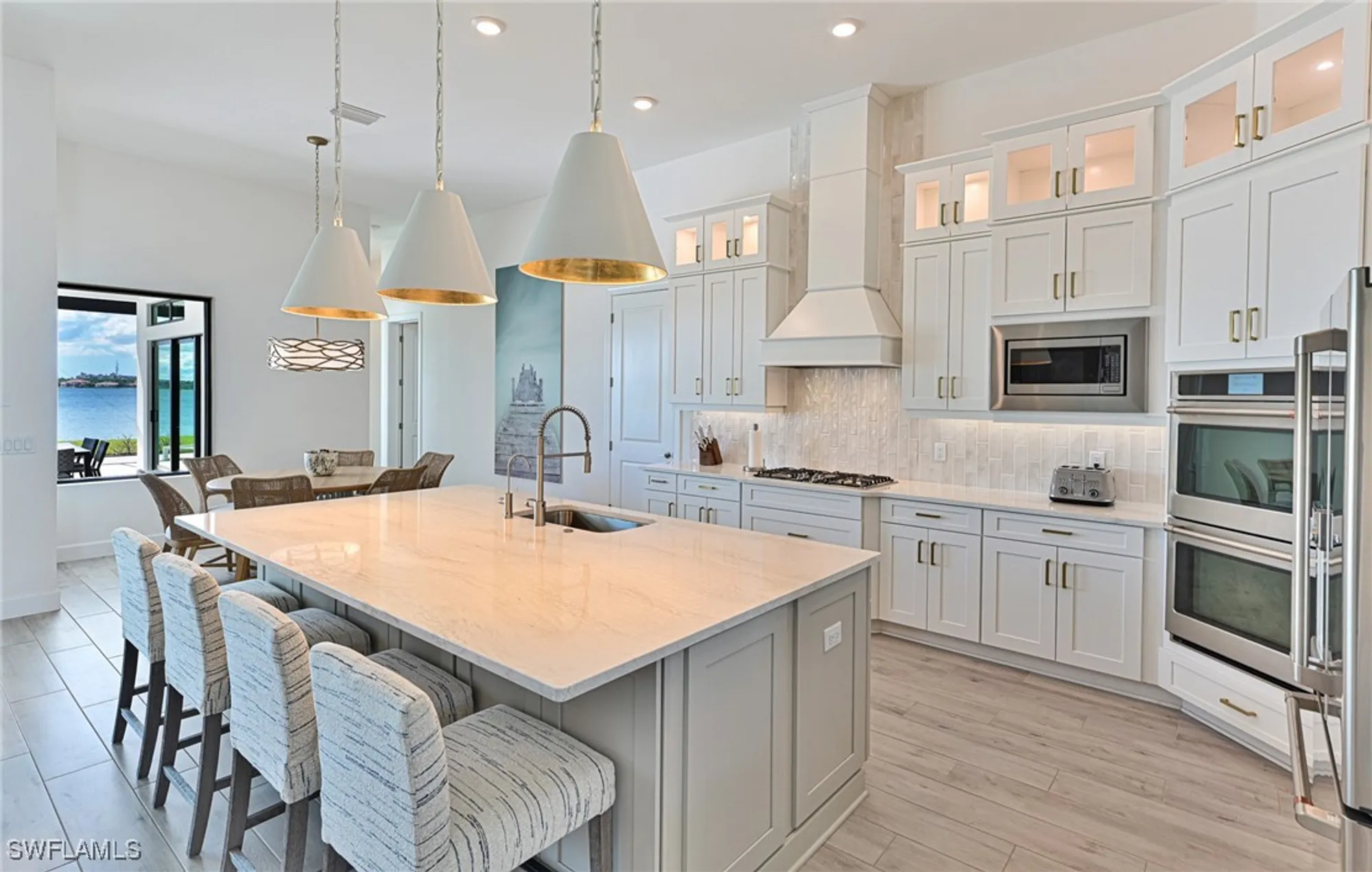 Property Slideshow image 16 of 50 | 11351 venetian lagoon dr, Fort Myers, FL, 33913