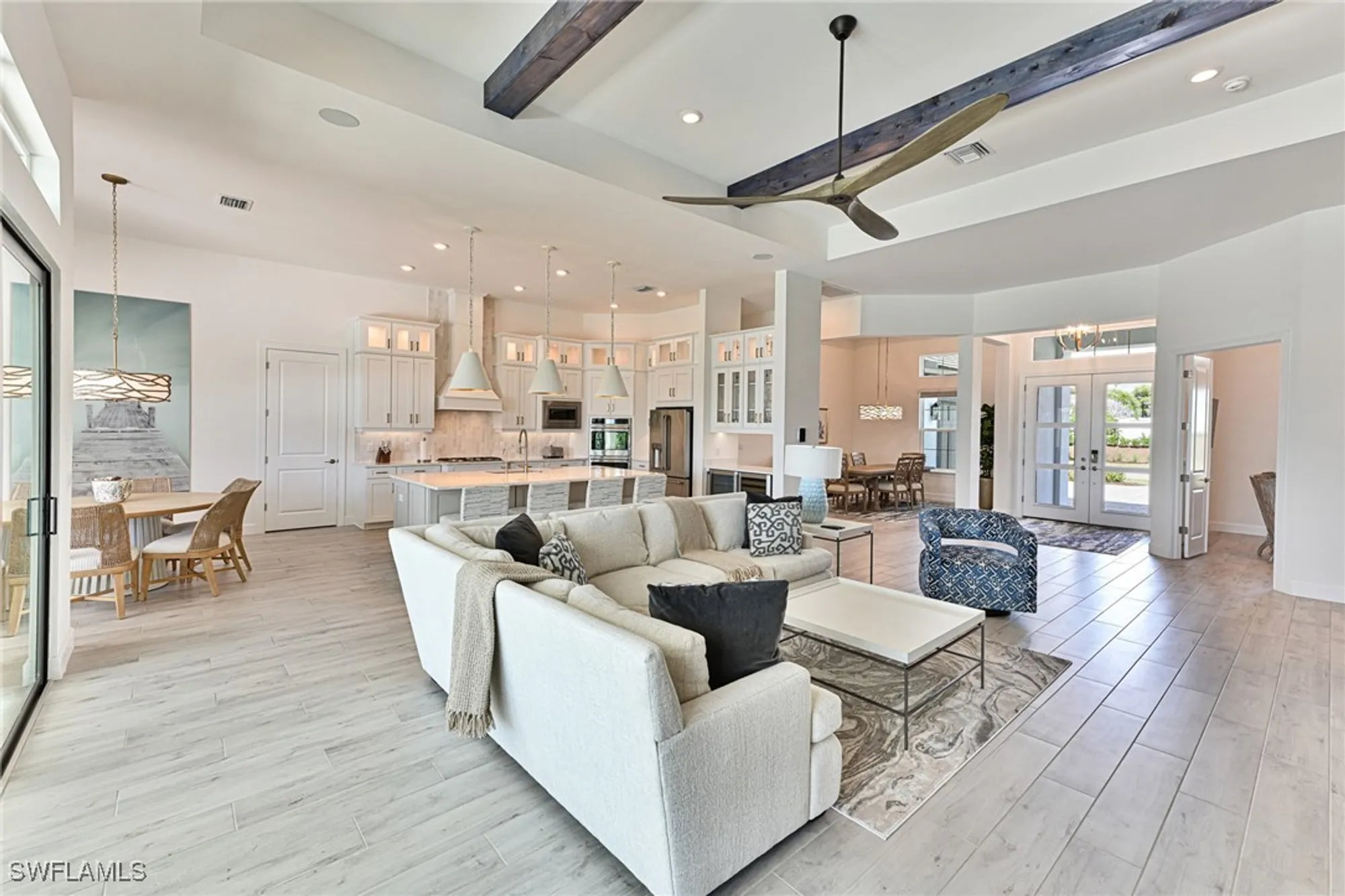 Property Slideshow image 10 of 50 | 11351 venetian lagoon dr, Fort Myers, FL, 33913