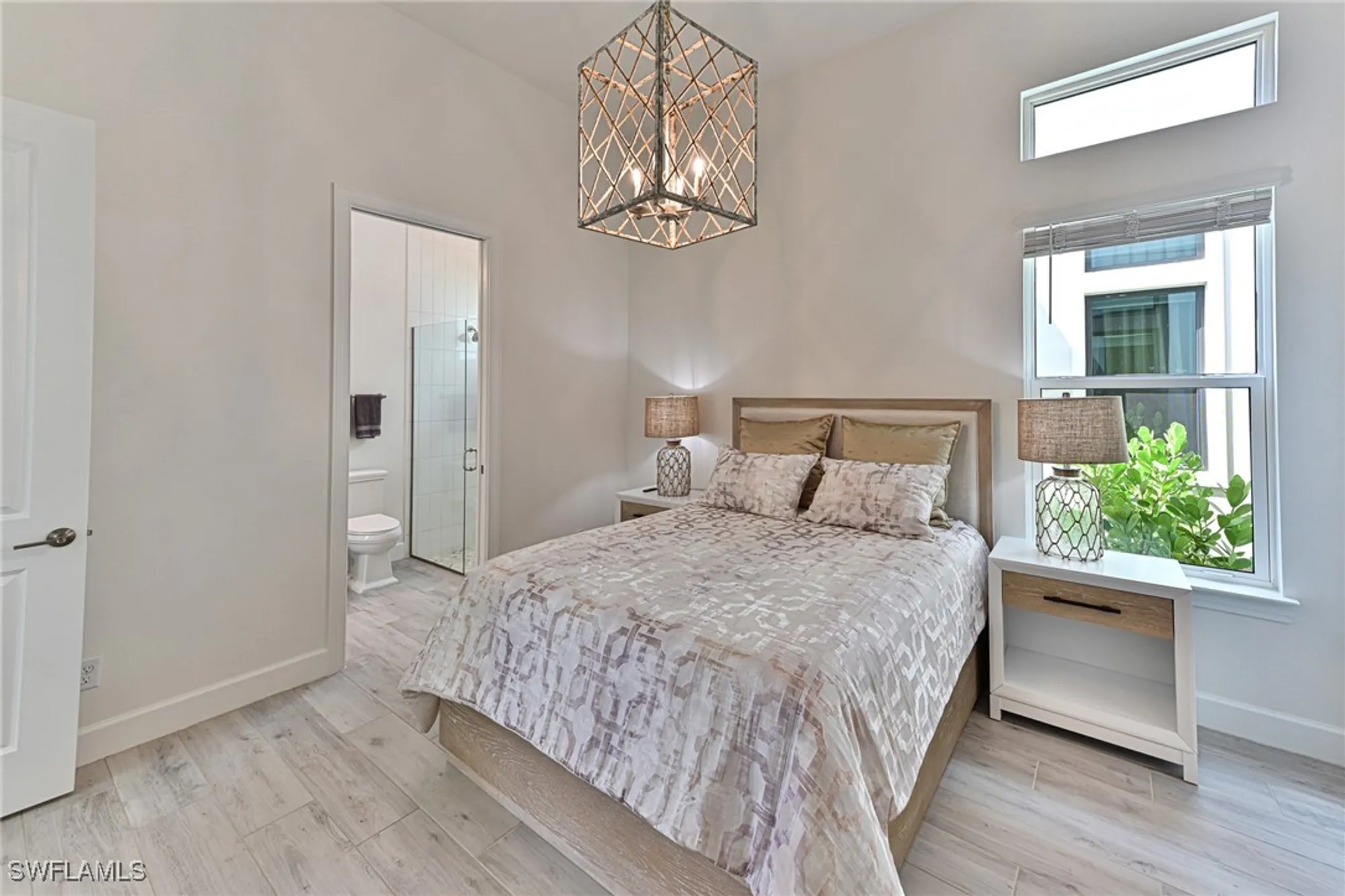 Property Slideshow image 25 of 50 | 11351 venetian lagoon dr, Fort Myers, FL, 33913