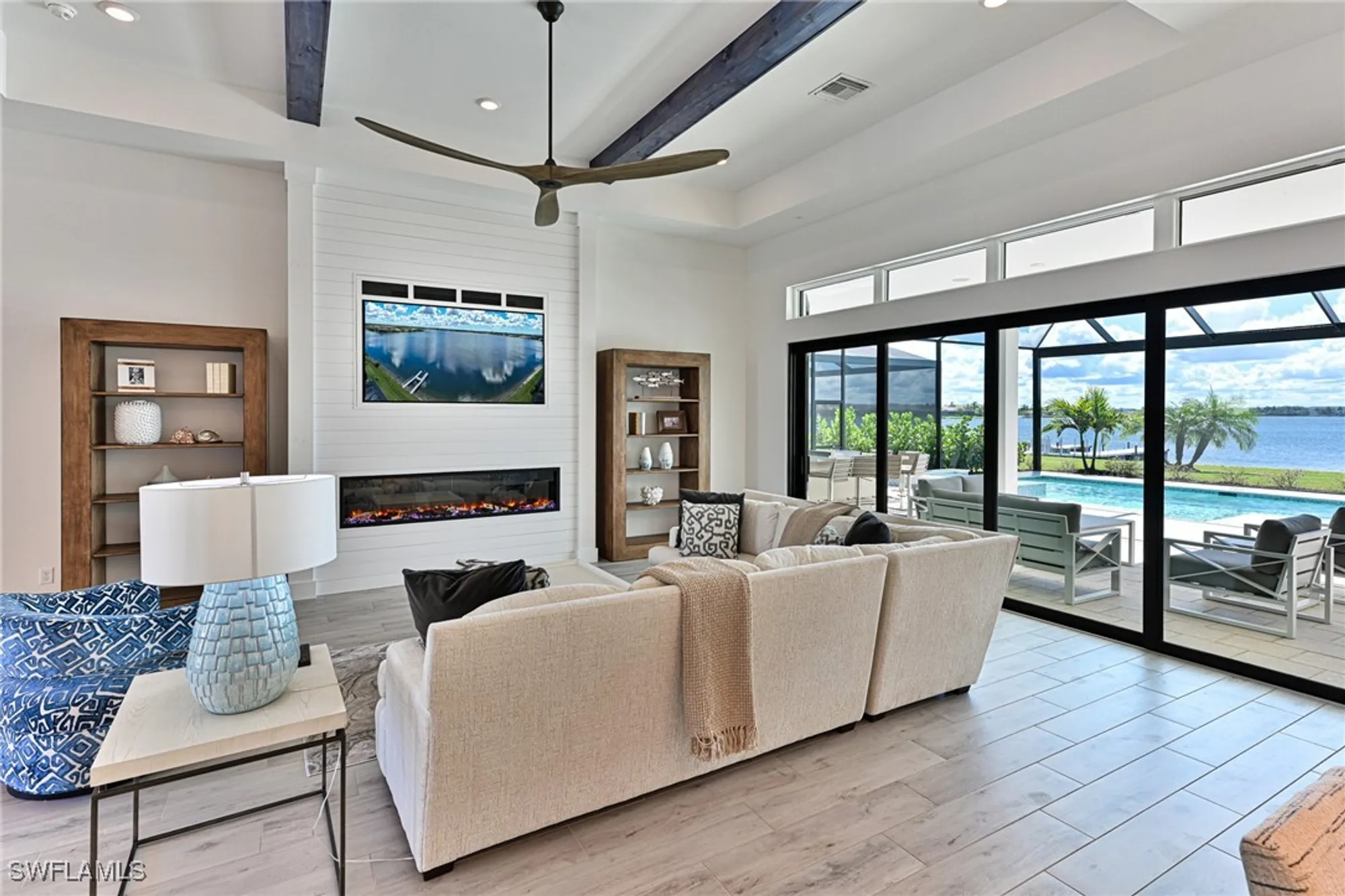 Property Slideshow image 4 of 50 | 11351 venetian lagoon dr, Fort Myers, FL, 33913