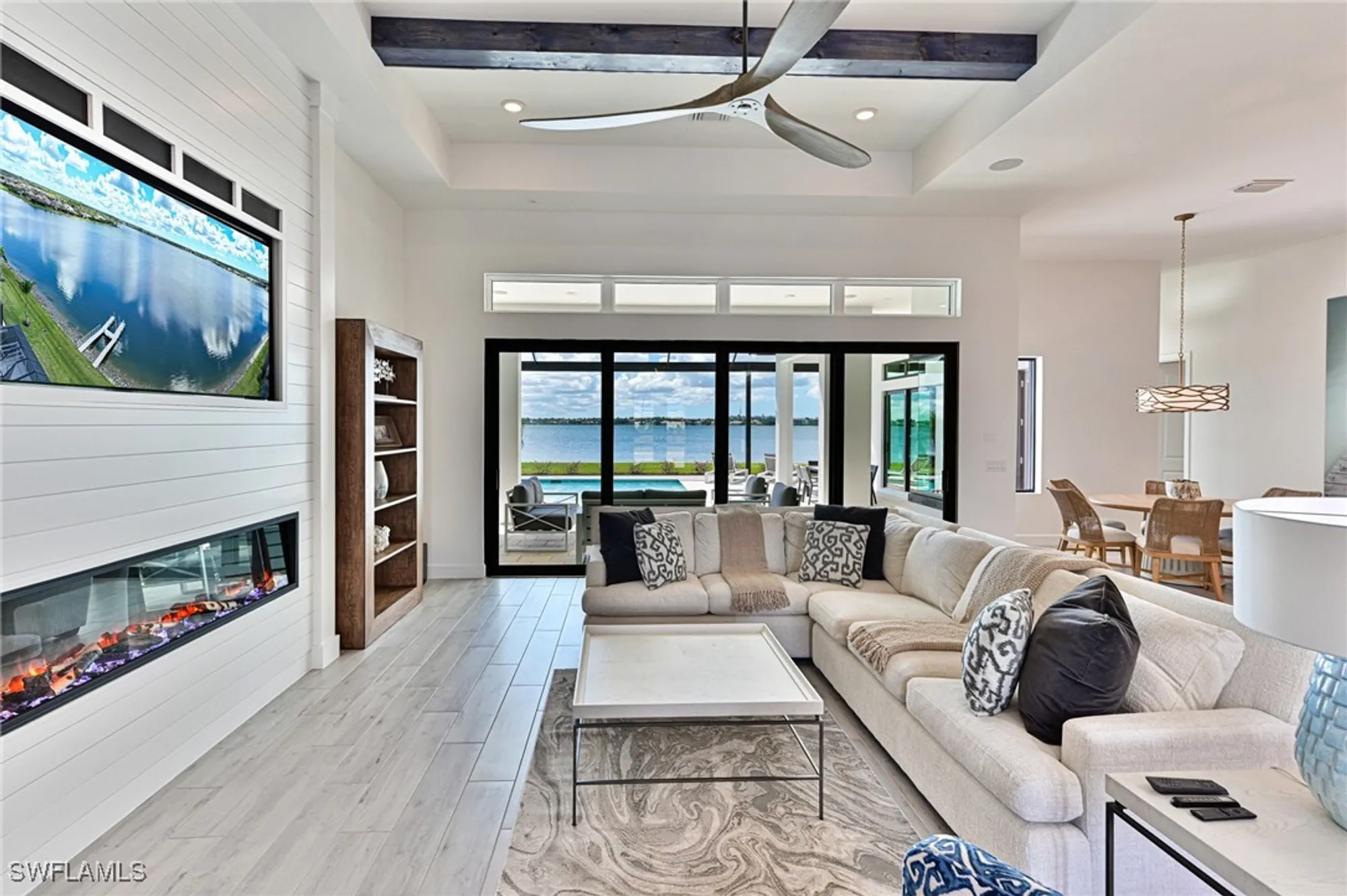 Property Slideshow image 7 of 50 | 11351 venetian lagoon dr, Fort Myers, FL, 33913