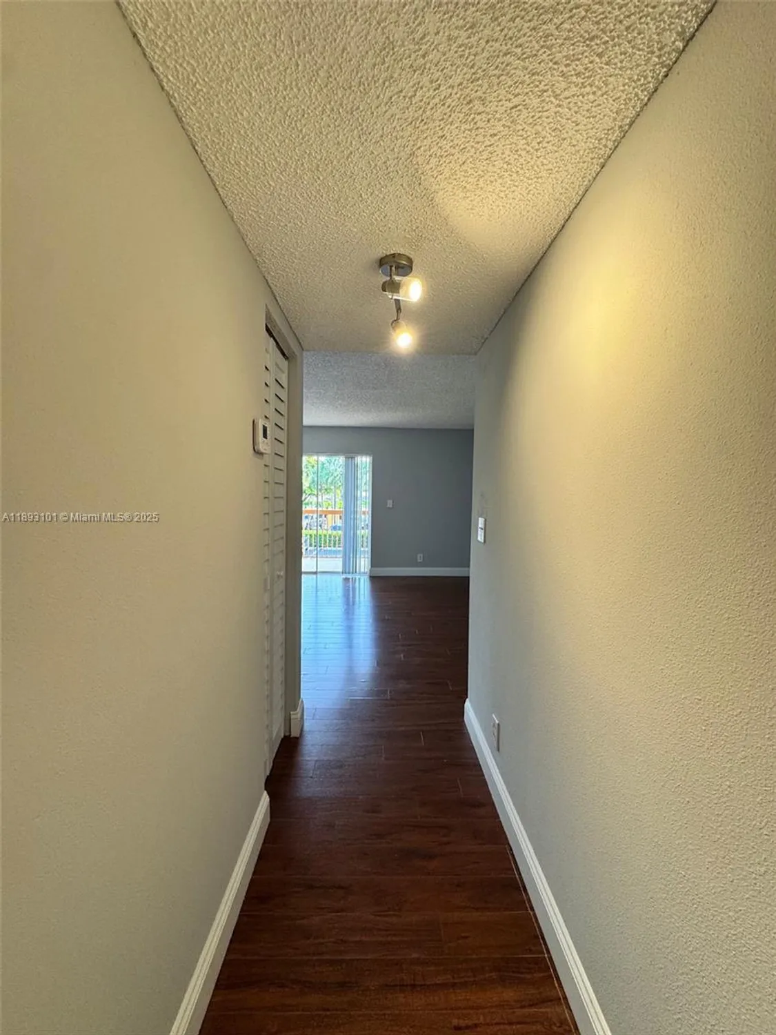 Property Slideshow image 19 of 37 | 7610 westwood dr 122, Tamarac, FL, 33321