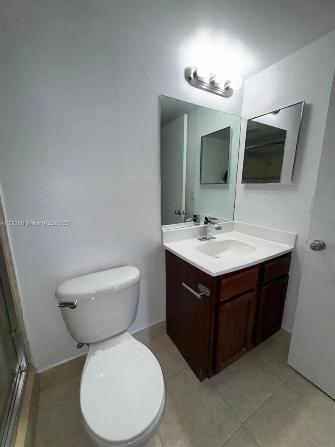 Property Slideshow image 31 of 37 | 7610 westwood dr 122, Tamarac, FL, 33321