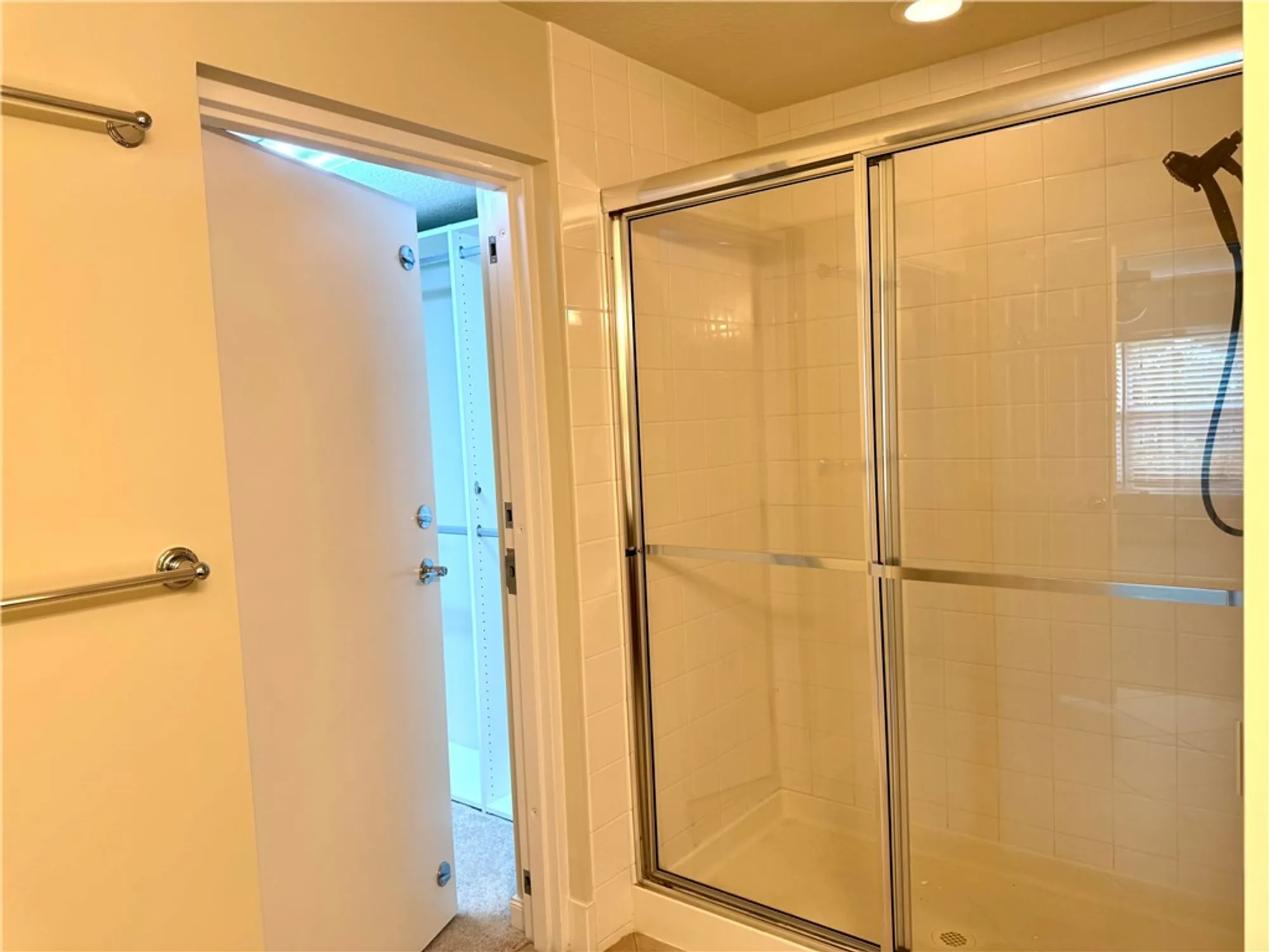 Property Slideshow image 12 of 26 | 4997 corsica sq, Vero Beach, FL, 32967