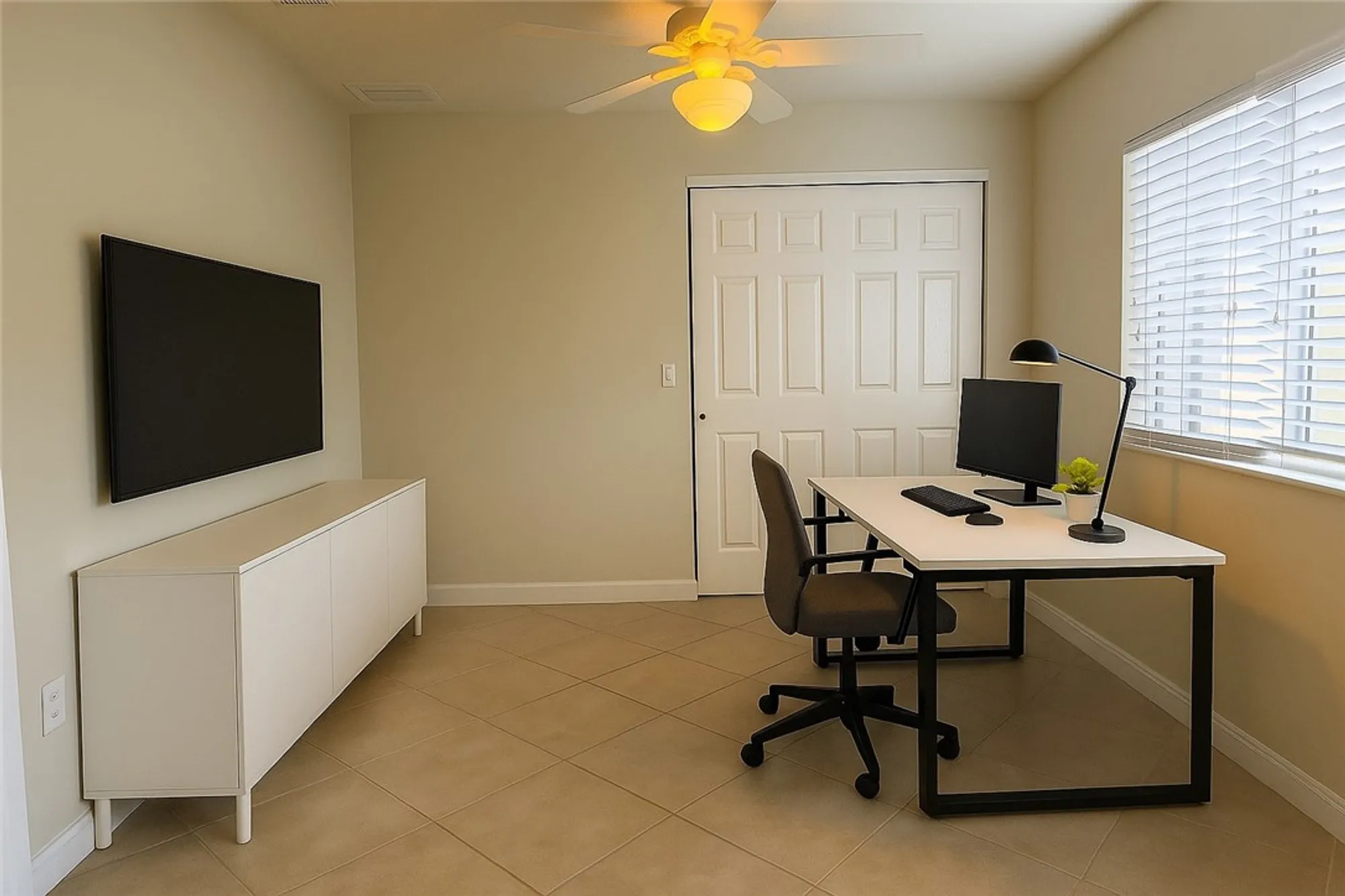 Property Slideshow image 6 of 26 | 4997 corsica sq, Vero Beach, FL, 32967