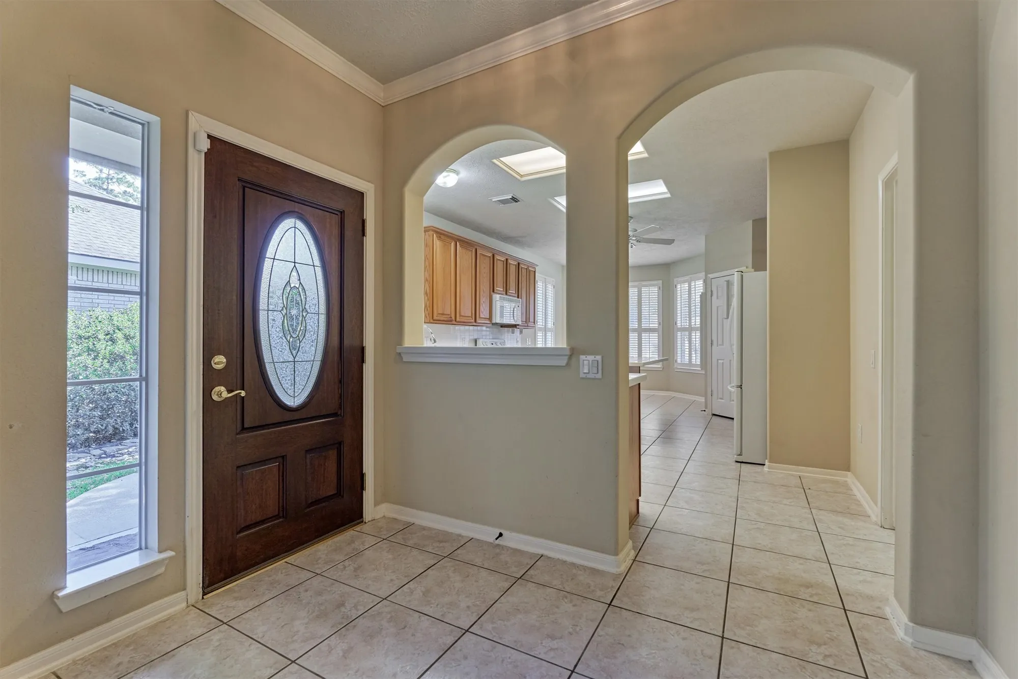 Property Slideshow image 8 of 31 | 175 w lilac ridge pl, The Woodlands, TX, 77384