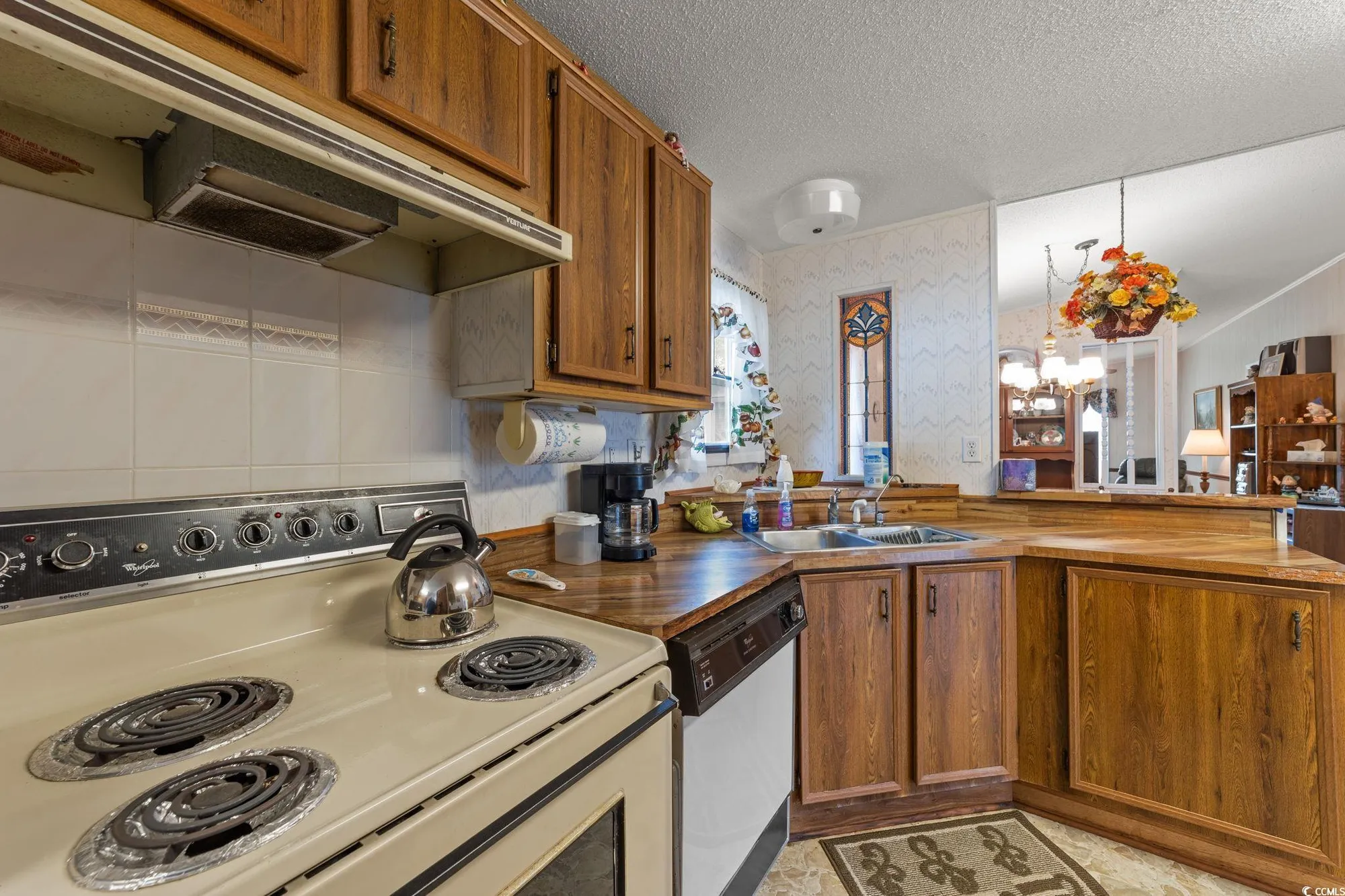 Property Slideshow image 9 of 40 | 894 s marlin cir, Murrells Inlet, SC, 29576