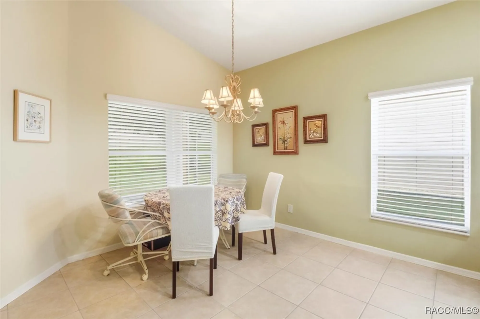 Property Slideshow image 27 of 52 | 1080 w skyview crossing dr, Hernando, FL, 34442