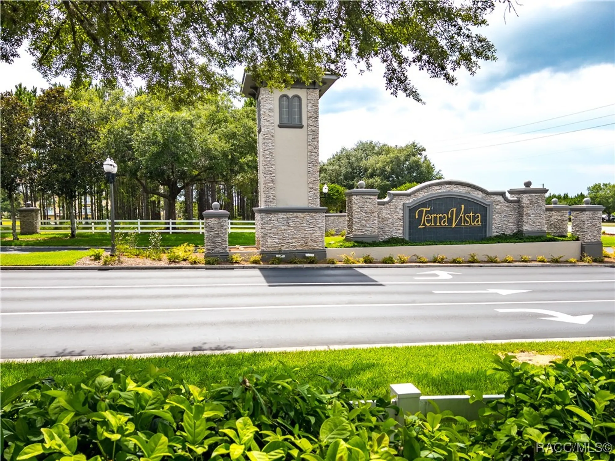 Property Slideshow image 46 of 52 | 1080 w skyview crossing dr, Hernando, FL, 34442