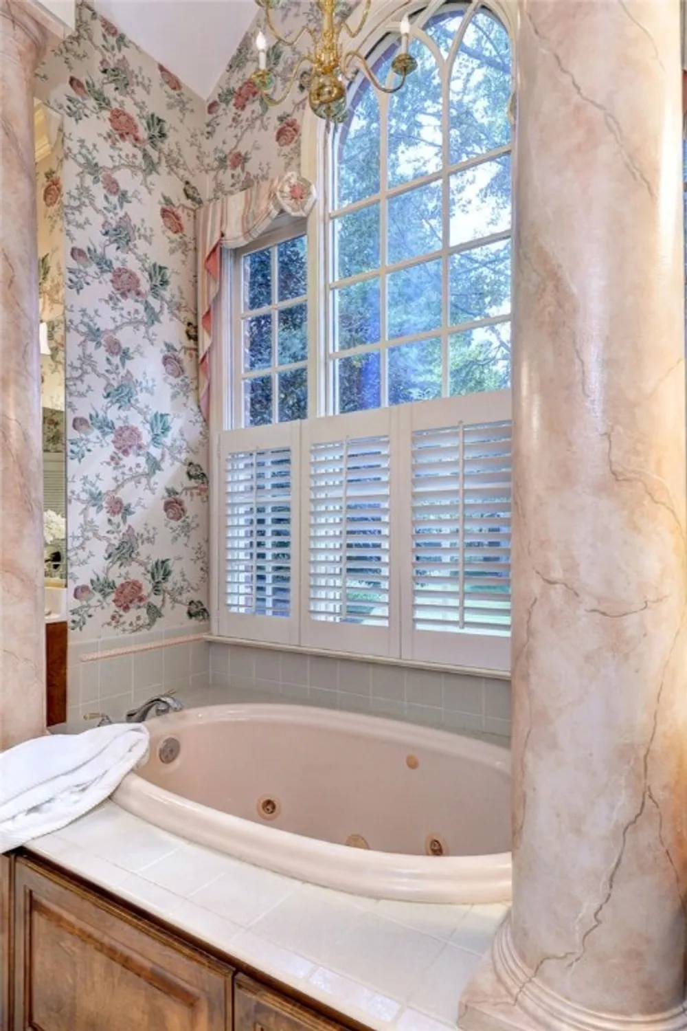 Property Slideshow image 19 of 50 | 2031 hornes lake rd, Williamsburg, VA, 23185