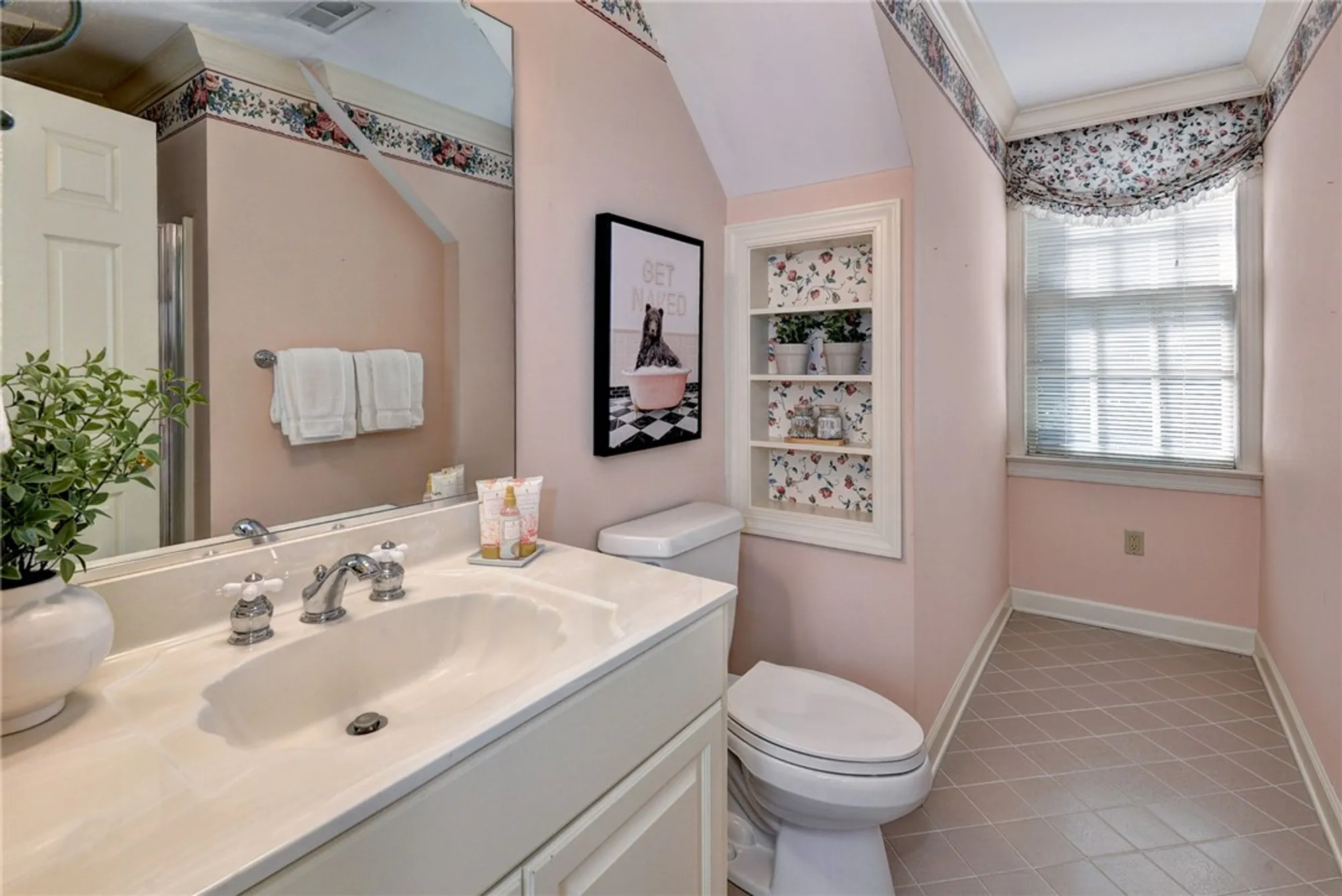 Property Slideshow image 35 of 50 | 2031 hornes lake rd, Williamsburg, VA, 23185