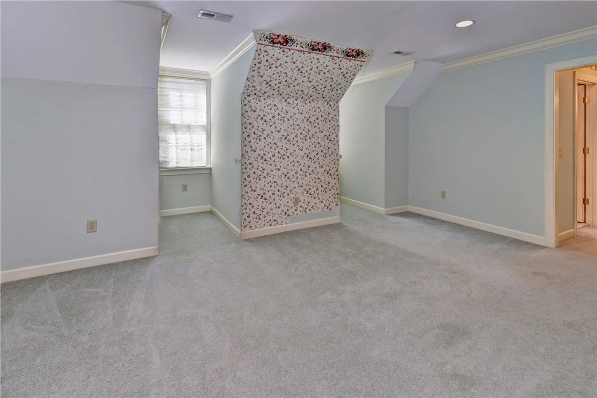 Property Slideshow image 33 of 50 | 2031 hornes lake rd, Williamsburg, VA, 23185