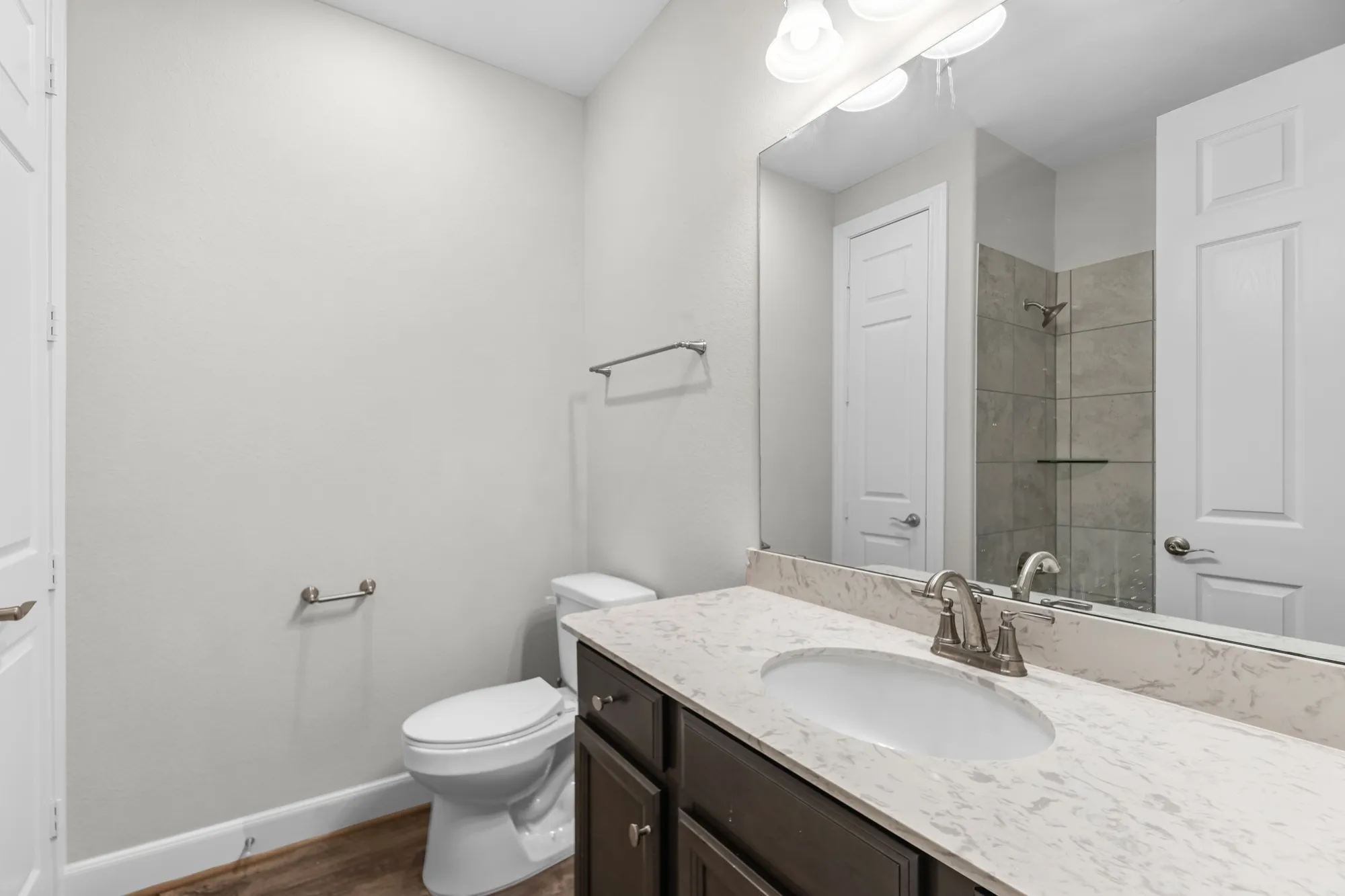 Property Slideshow image 21 of 48 | 5722 bobwhite trl, Manvel, TX, 77578