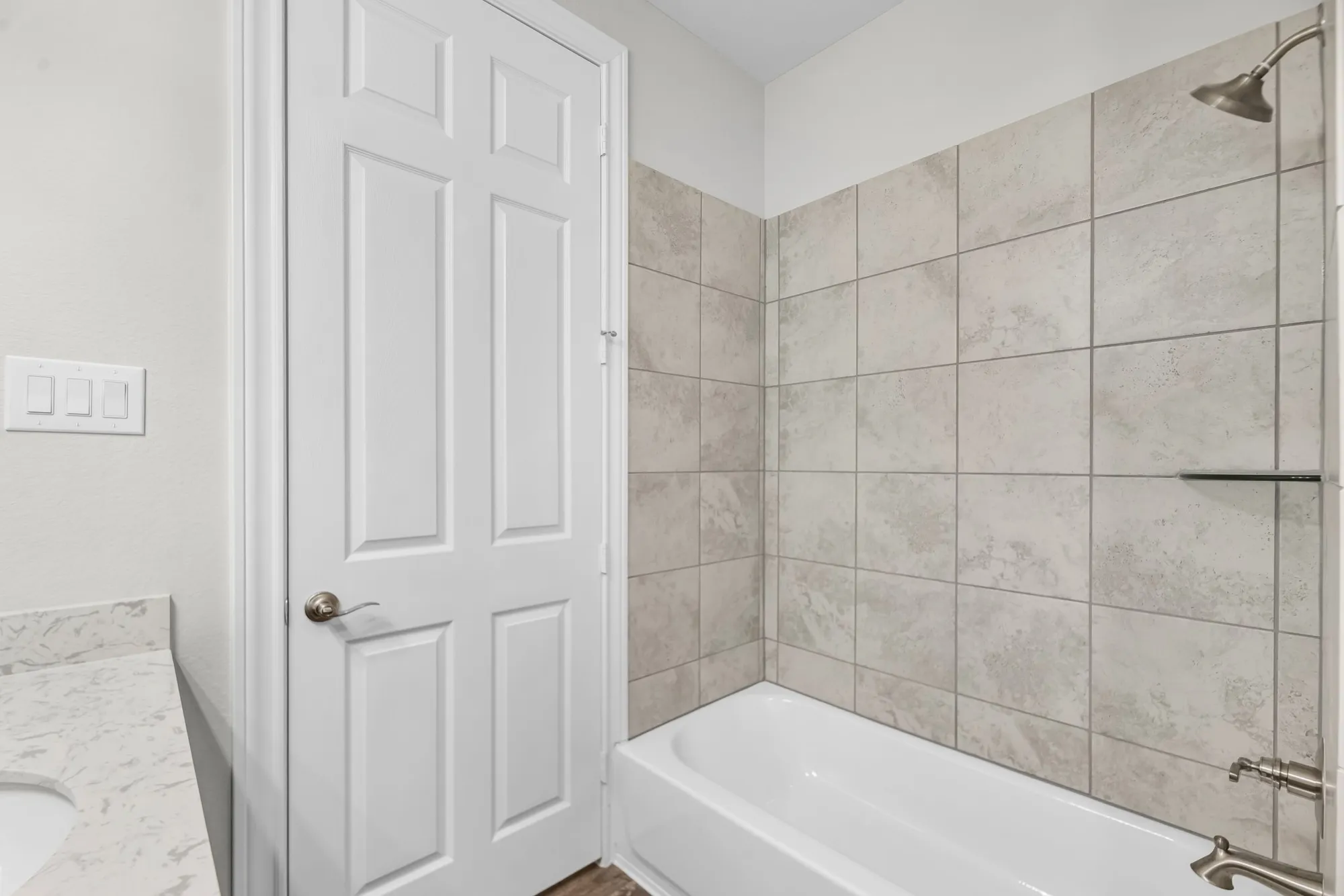 Property Slideshow image 22 of 48 | 5722 bobwhite trl, Manvel, TX, 77578