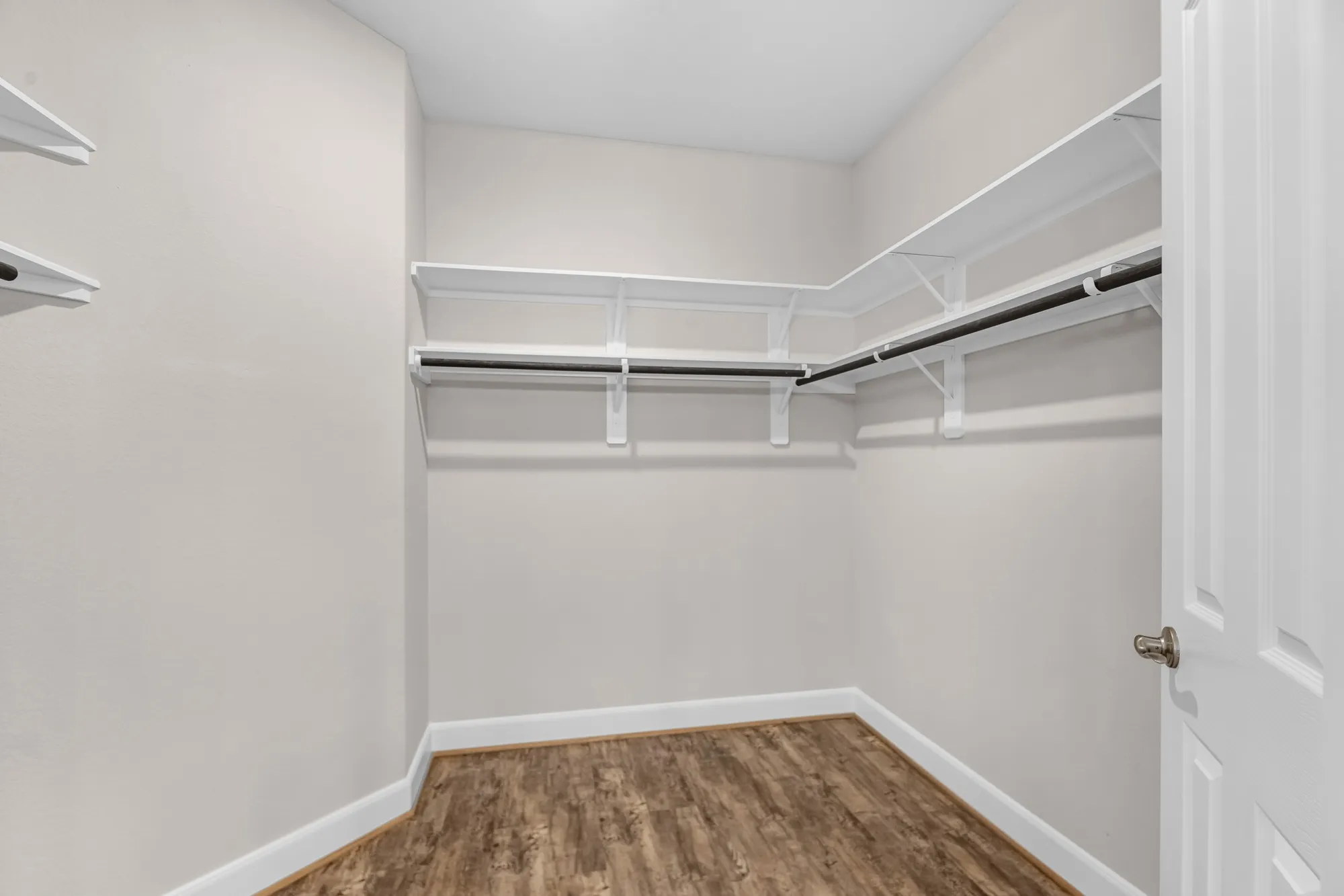 Property Slideshow image 31 of 48 | 5722 bobwhite trl, Manvel, TX, 77578