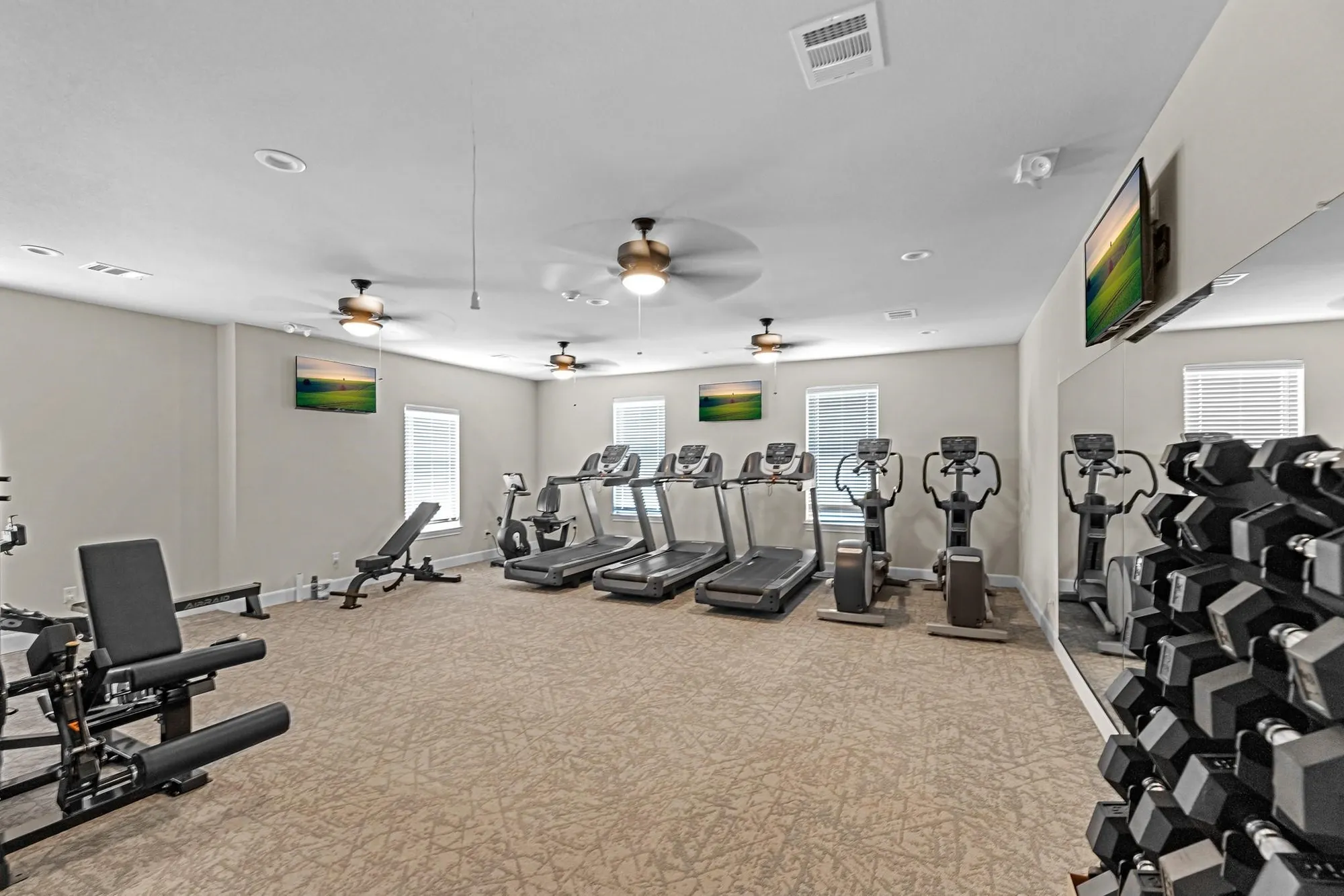 Property Slideshow image 45 of 48 | 5722 bobwhite trl, Manvel, TX, 77578