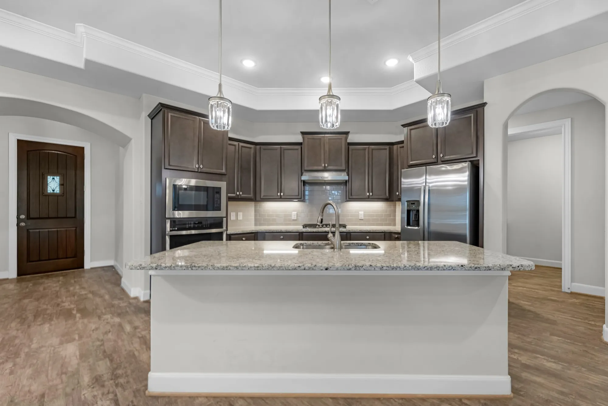 Property Slideshow image 4 of 48 | 5722 bobwhite trl, Manvel, TX, 77578