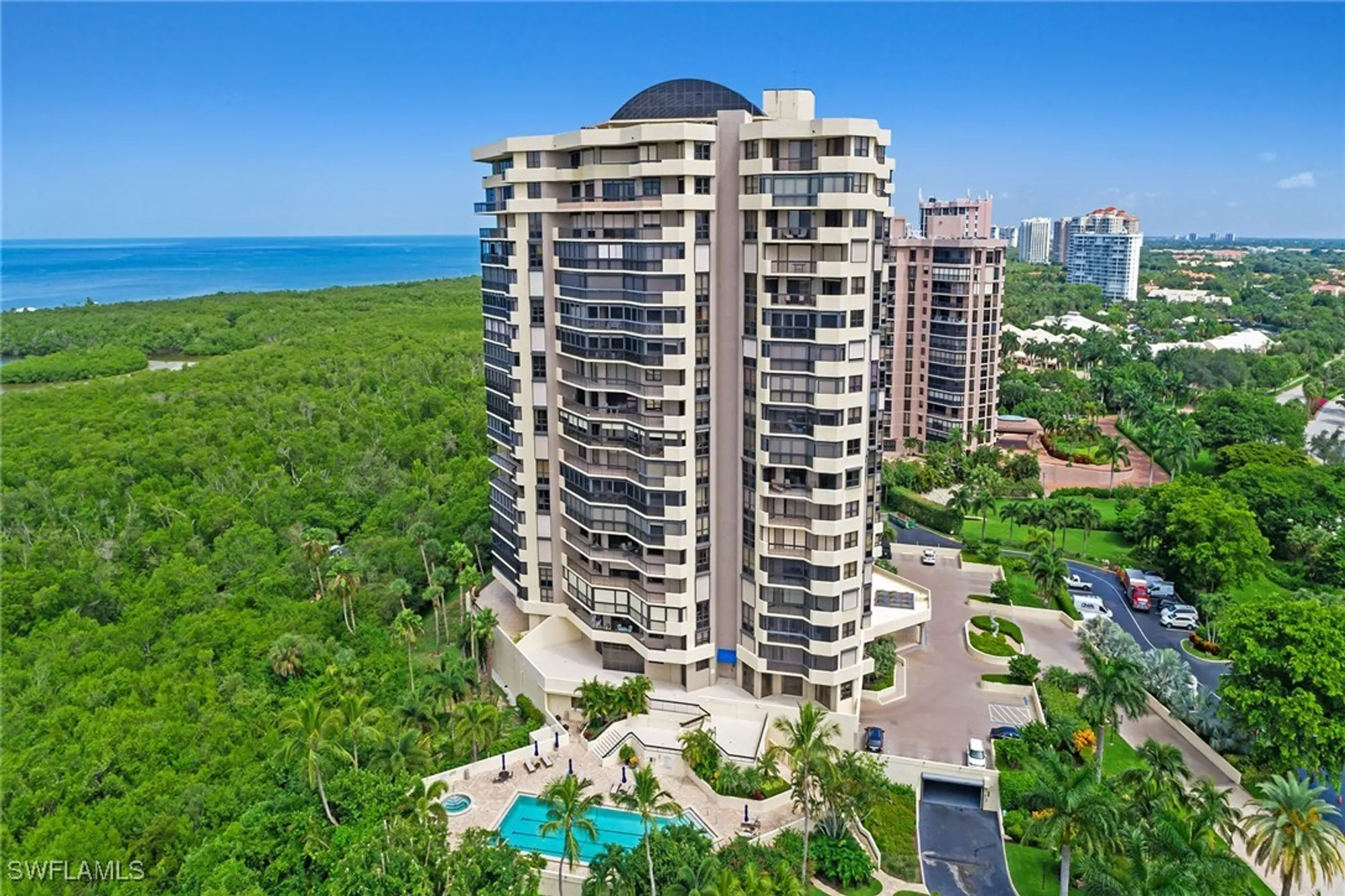 Property Slideshow image 34 of 44 | 6001 pelican bay blvd 204, Naples, FL, 34108