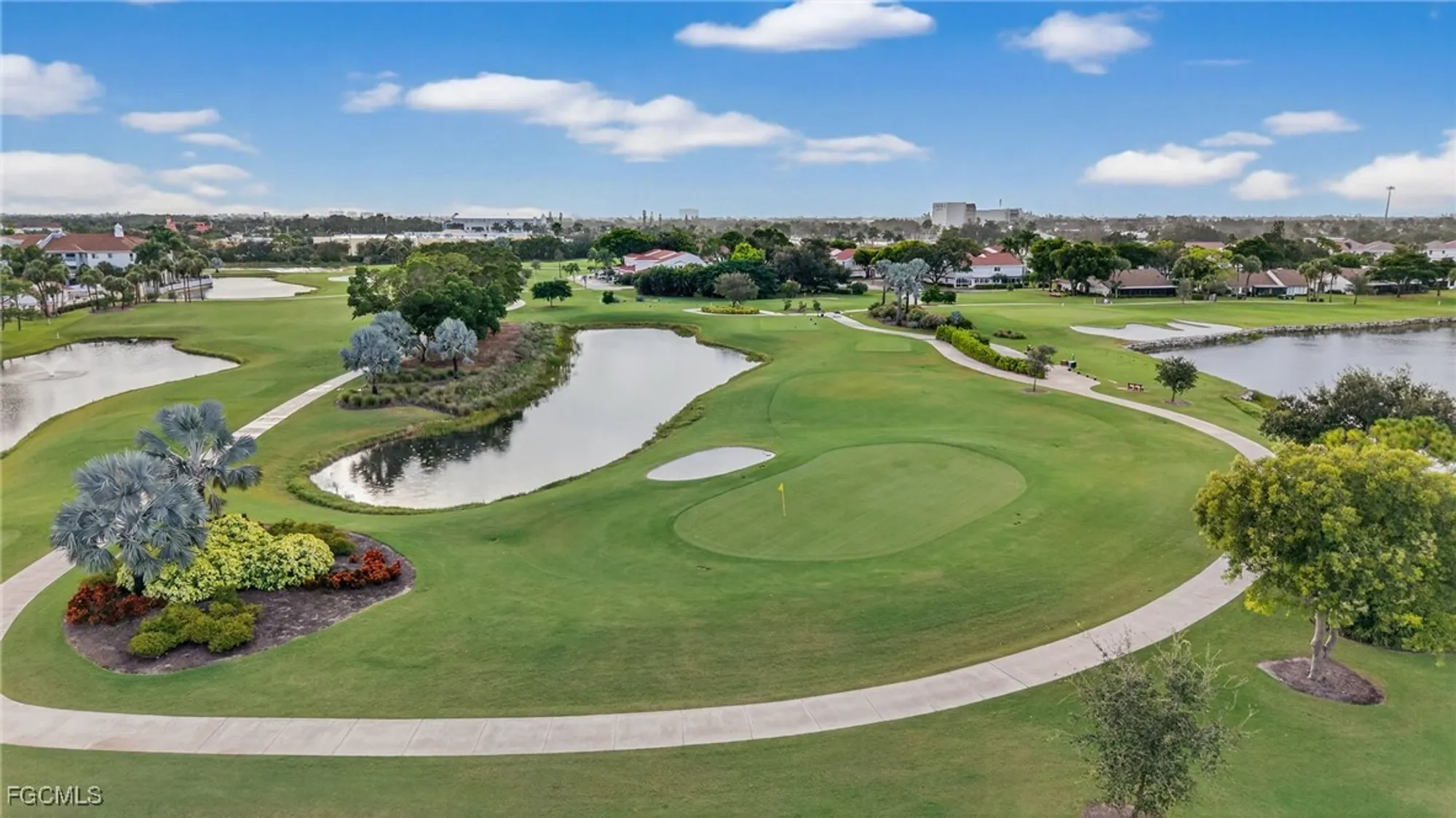 Property Slideshow image 10 of 18 | 7410 lake breeze dr 307, Fort Myers, FL, 33907