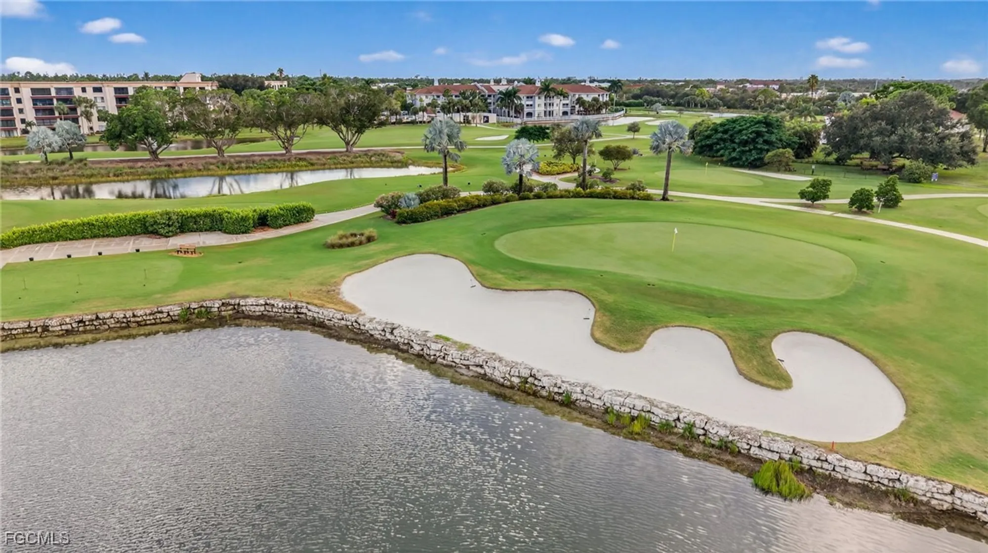 Property Slideshow image 11 of 18 | 7410 lake breeze dr 307, Fort Myers, FL, 33907