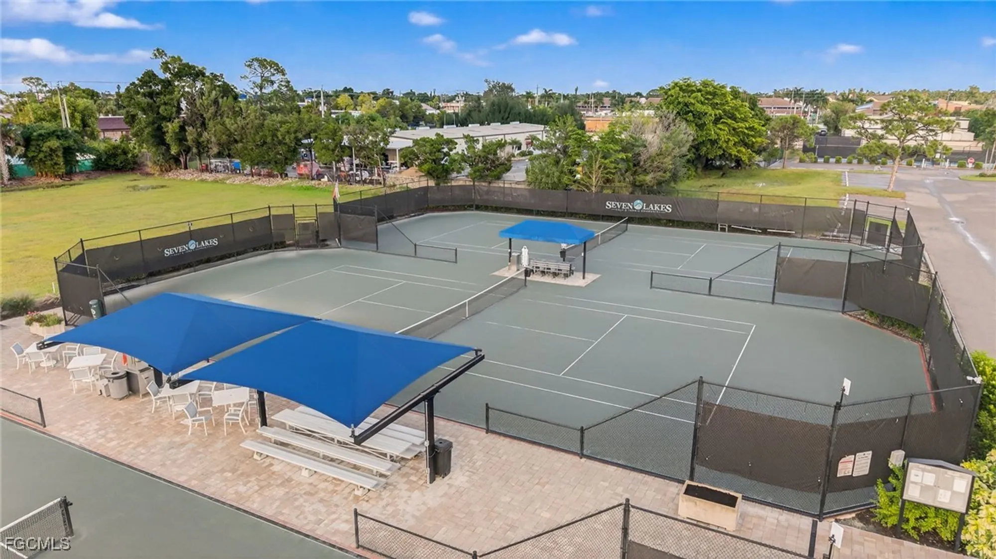 Property Slideshow image 4 of 18 | 7410 lake breeze dr 307, Fort Myers, FL, 33907