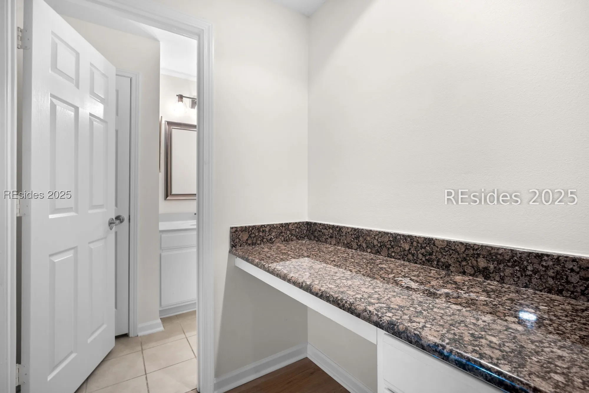 Property Slideshow image 26 of 48 | 380 marshland rd h36, Hilton Head Island, SC, 29926