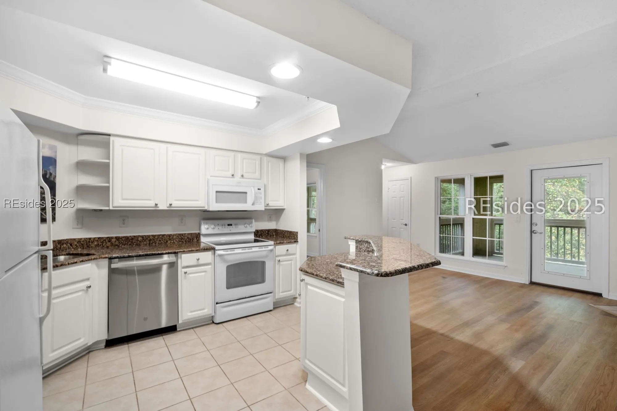 Property Slideshow image 9 of 48 | 380 marshland rd h36, Hilton Head Island, SC, 29926