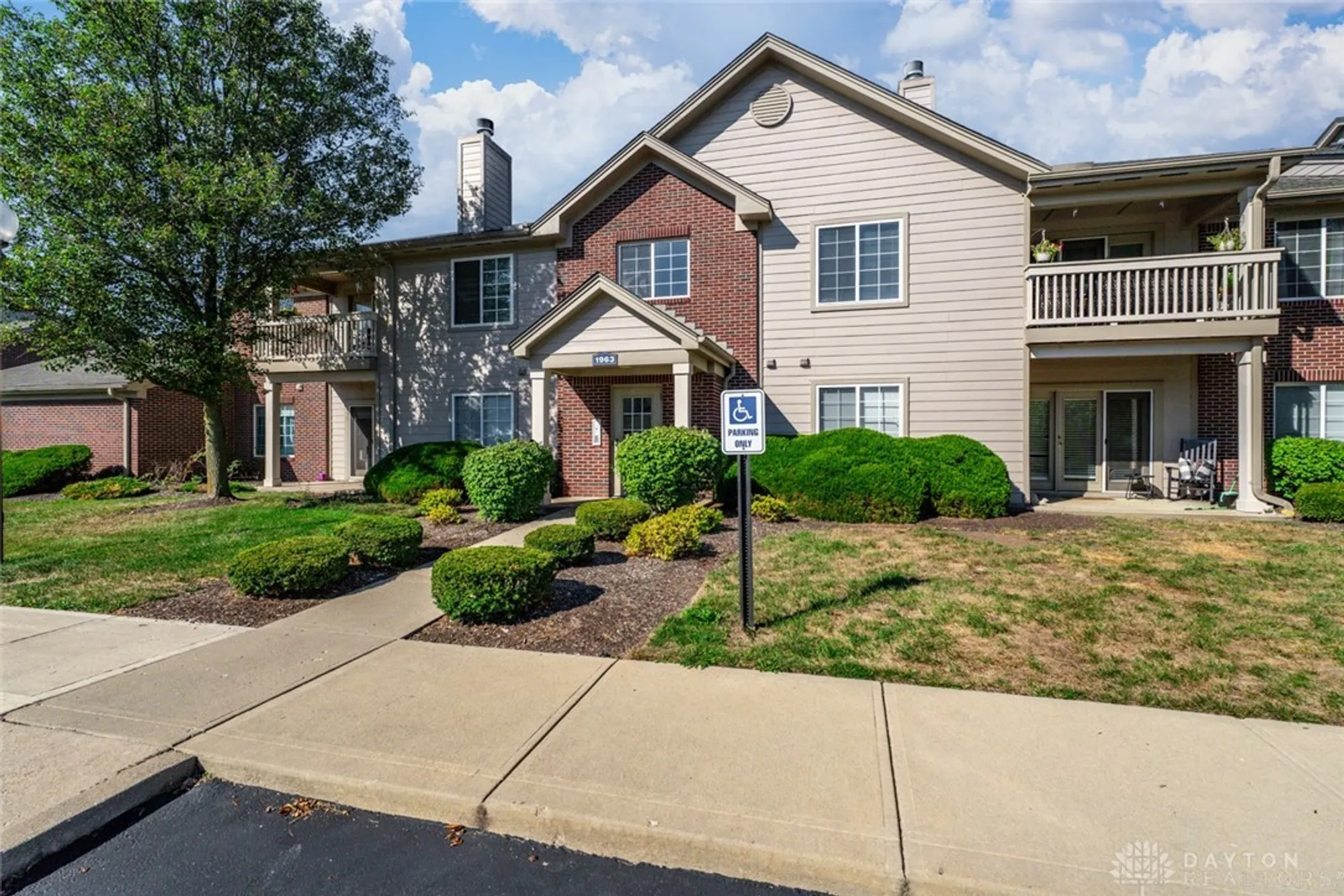 Property Slideshow image 18 of 36 | 1963 waterstone blvd 104, Miamisburg, OH, 45342