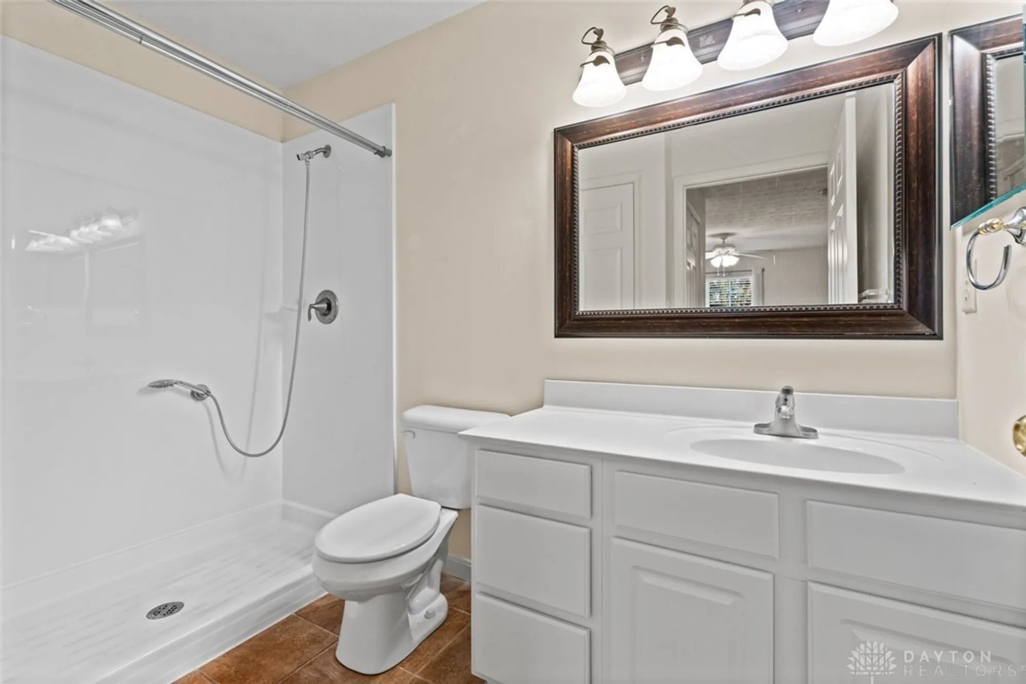 Property Slideshow image 33 of 36 | 1963 waterstone blvd 104, Miamisburg, OH, 45342