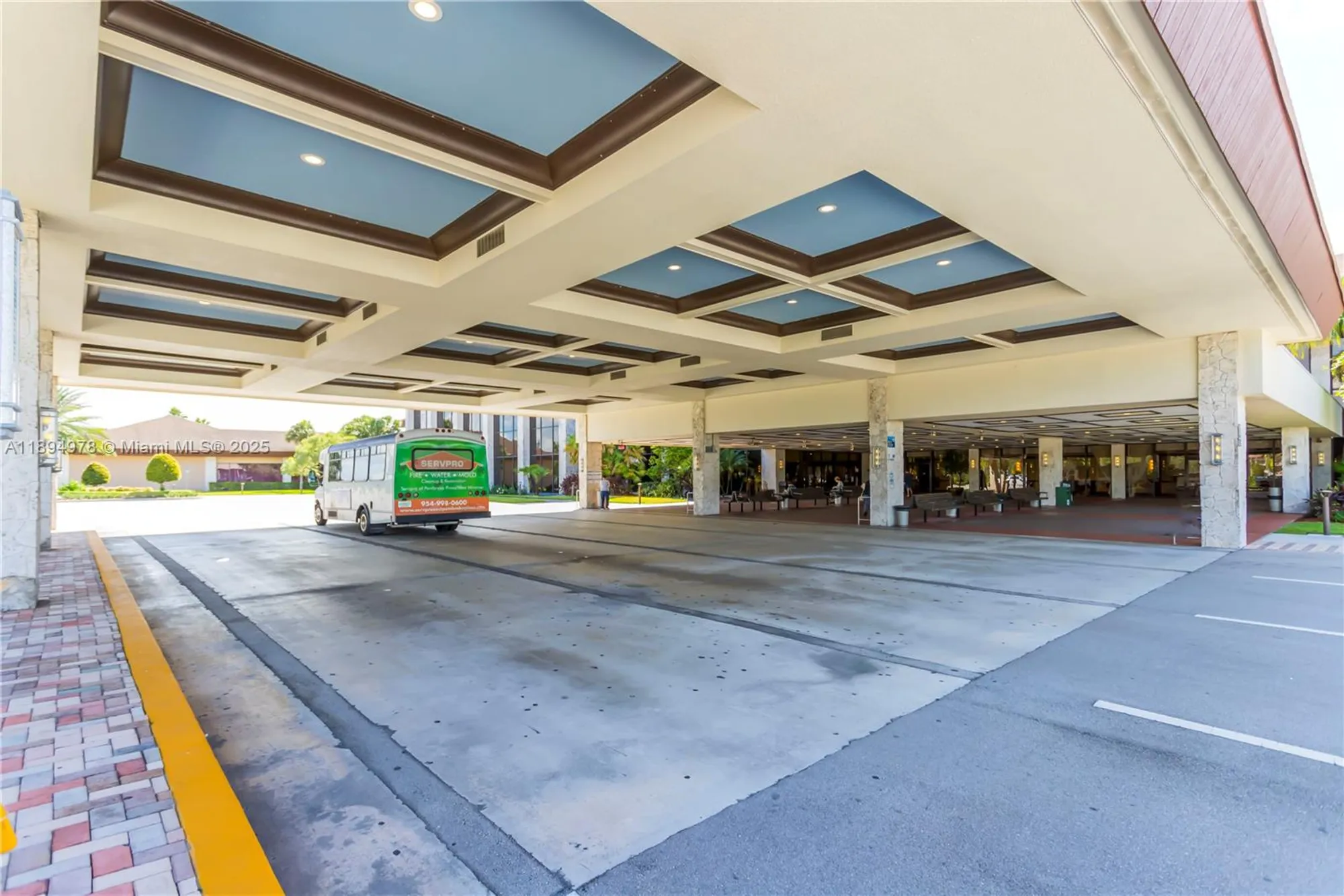 Property Slideshow image 25 of 36 | 12600 sw 5th ct apt 215l, Pembroke Pines, FL, 33027