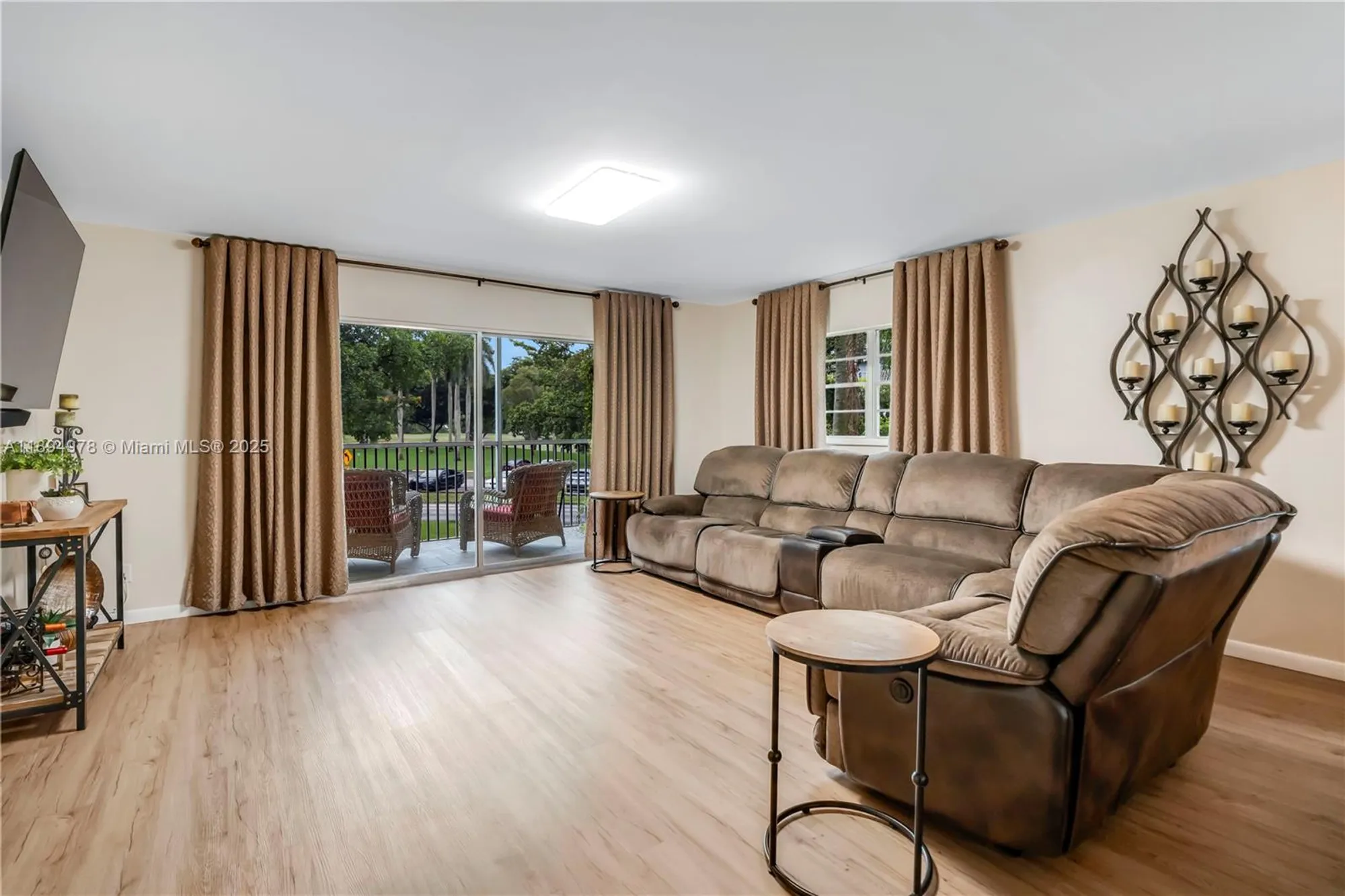 Property Slideshow image 5 of 36 | 12600 sw 5th ct apt 215l, Pembroke Pines, FL, 33027