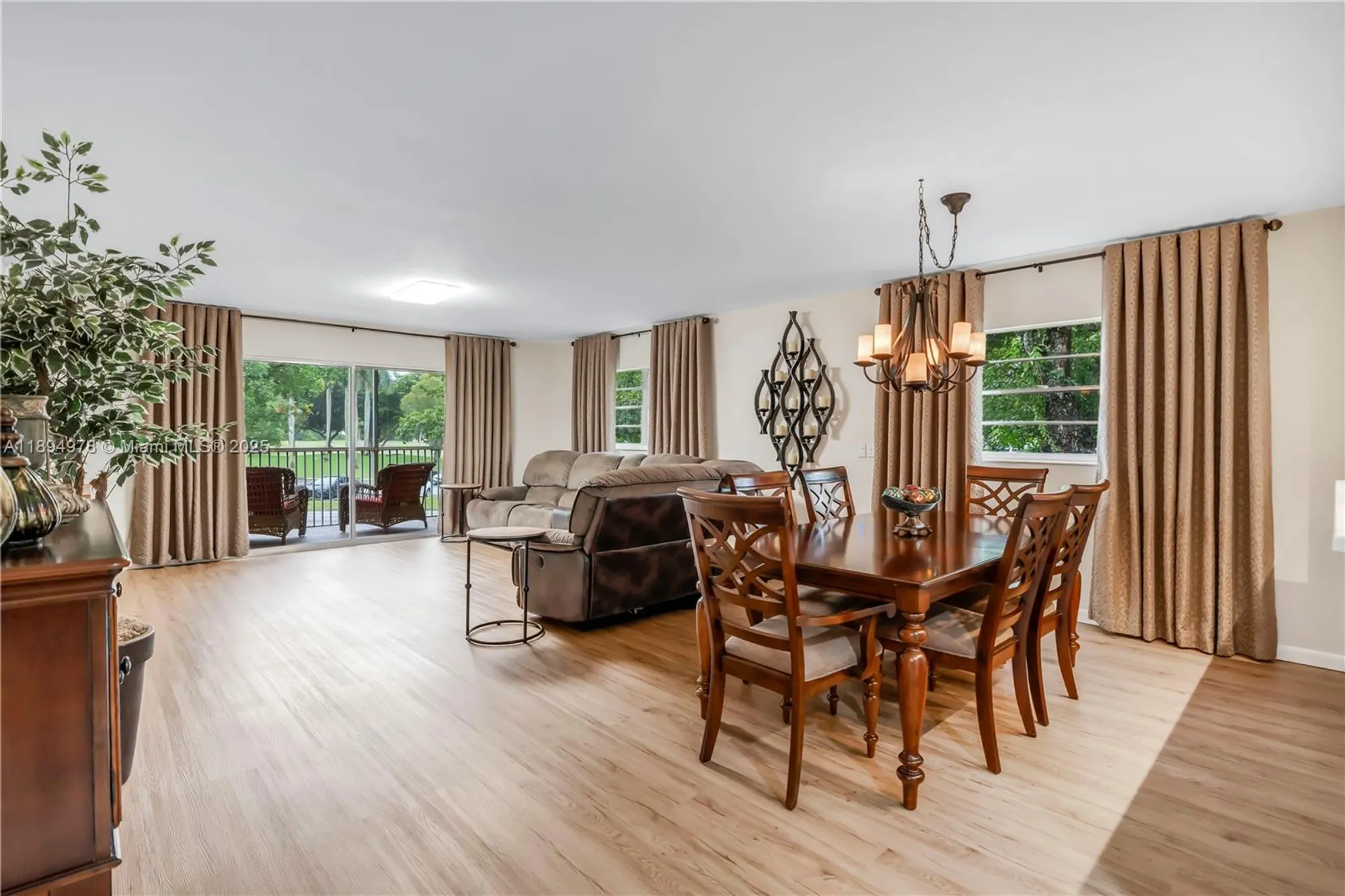 Property Slideshow image 6 of 36 | 12600 sw 5th ct apt 215l, Pembroke Pines, FL, 33027