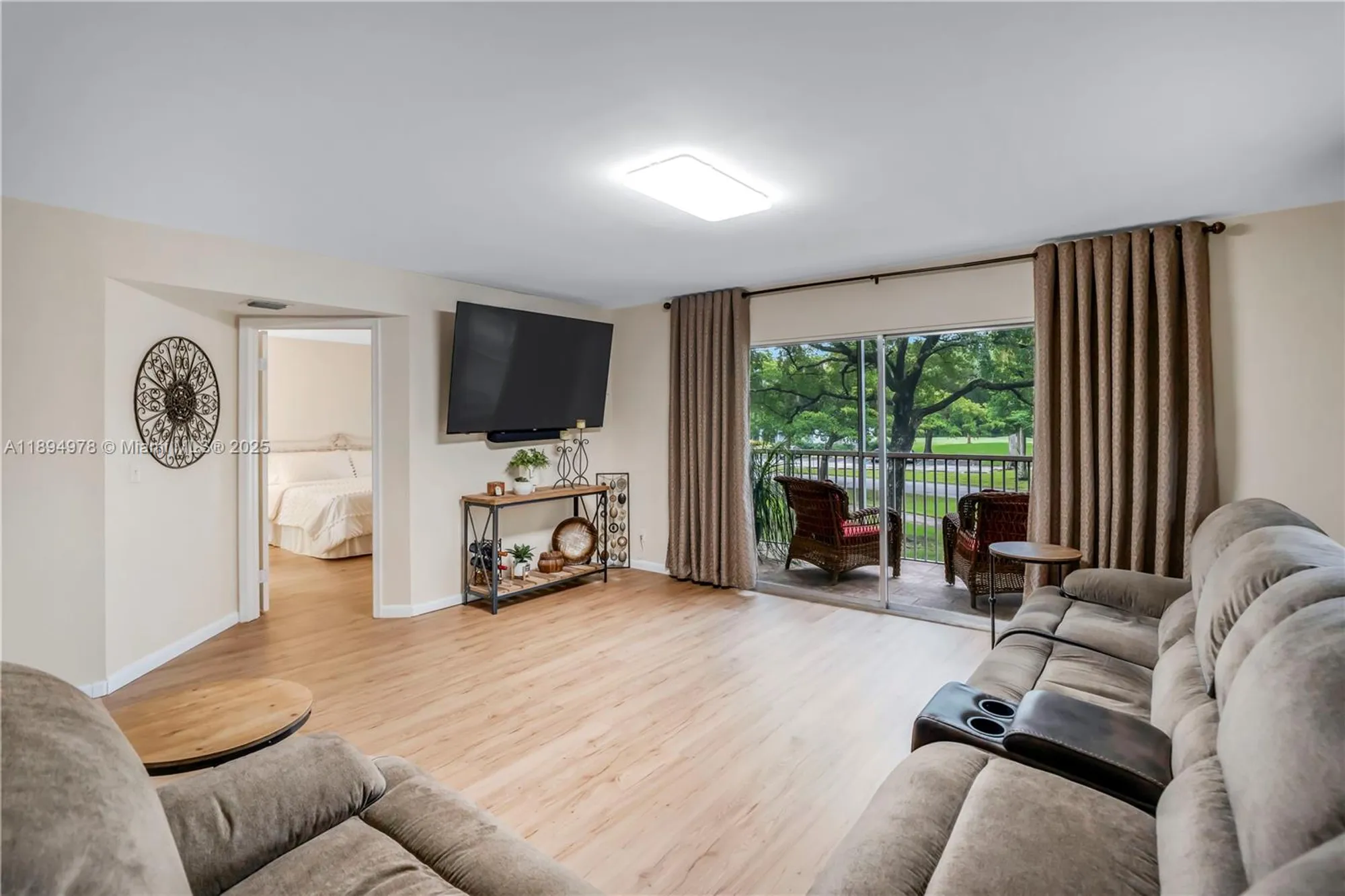 Property Slideshow image 9 of 36 | 12600 sw 5th ct apt 215l, Pembroke Pines, FL, 33027