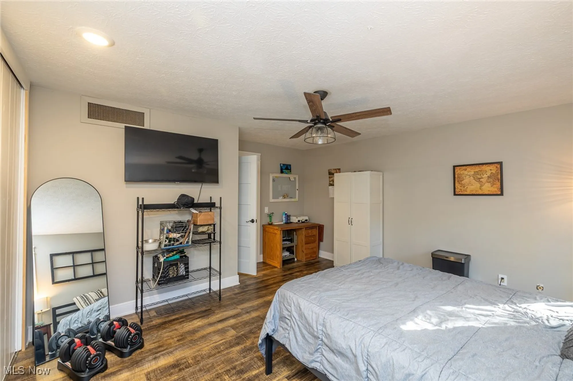 Property Slideshow image 18 of 34 | 10824 watercress rd, Strongsville, OH, 44149