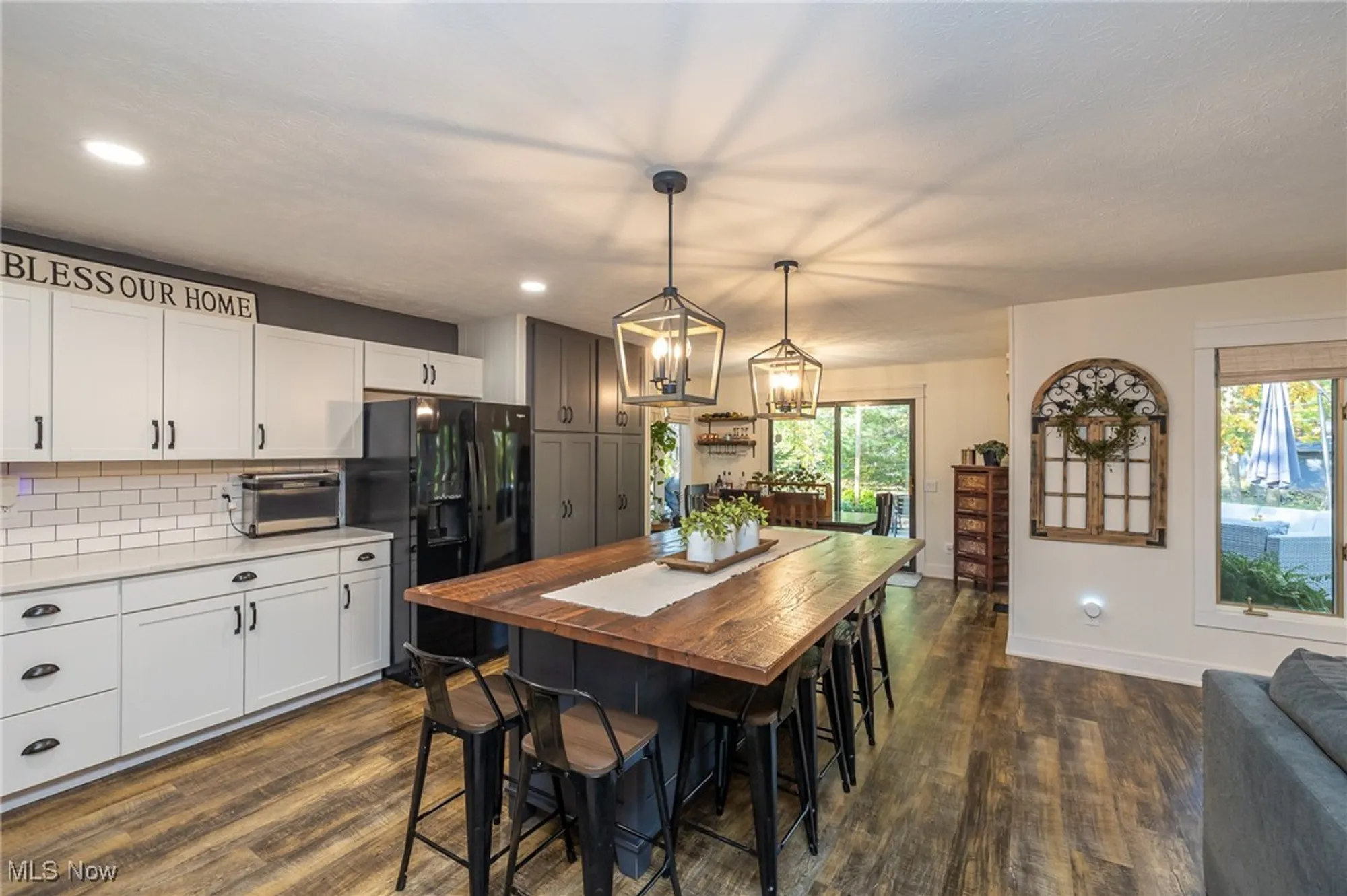 Property Slideshow image 10 of 34 | 10824 watercress rd, Strongsville, OH, 44149