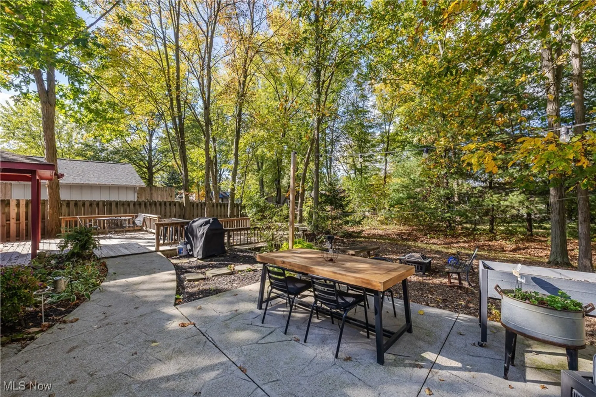 Property Slideshow image 27 of 34 | 10824 watercress rd, Strongsville, OH, 44149